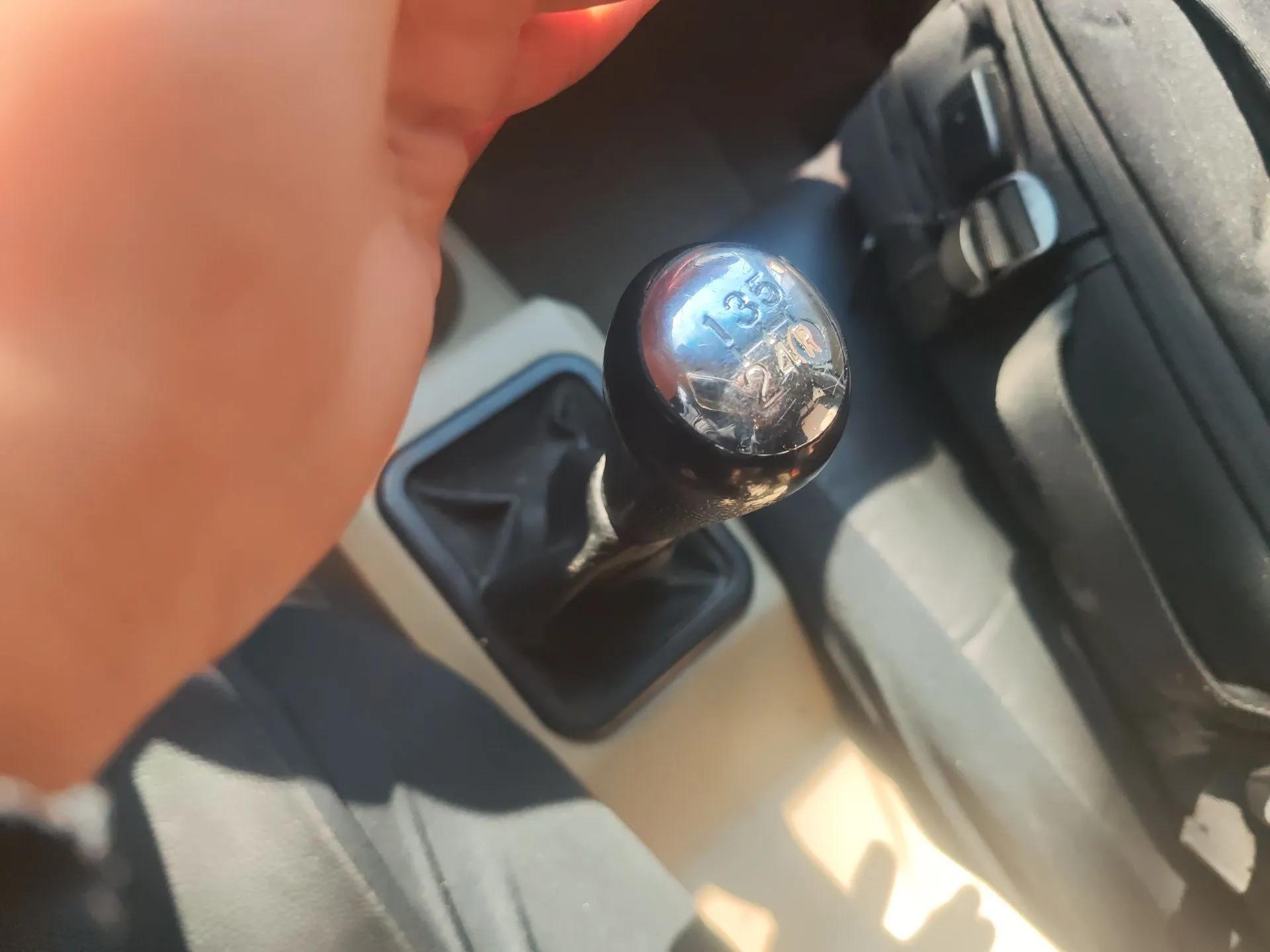 Dongfeng Xiaokang C35 2018 1.5L Base Model II Sedan China V Emission Standard DK15 — миниатюра 15