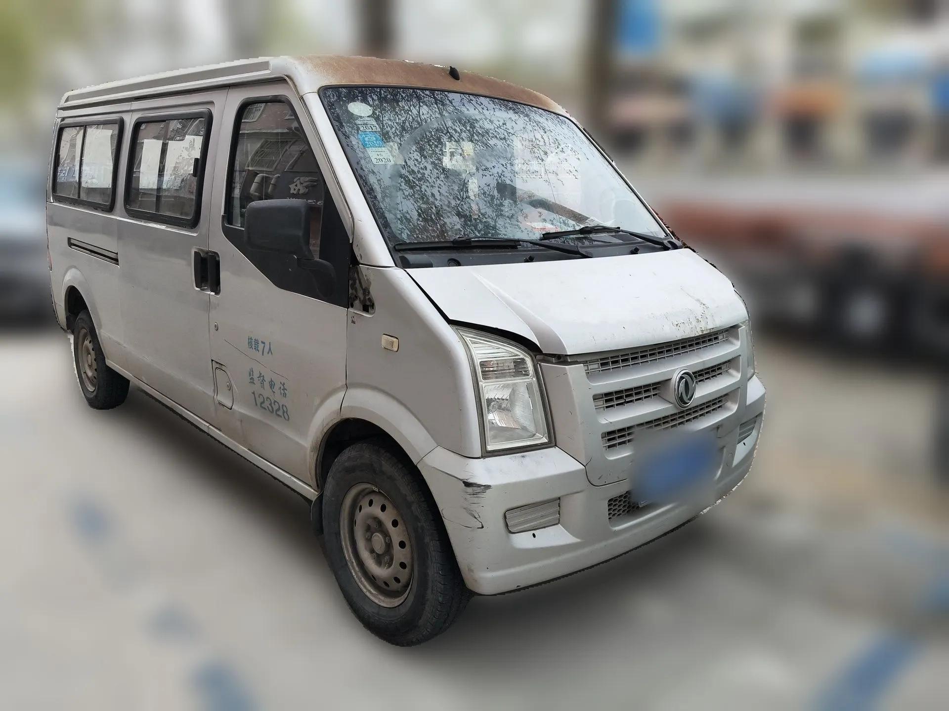 Dongfeng Xiaokang C36 2015 1.5L Base Version DK15-06 — миниатюра 3