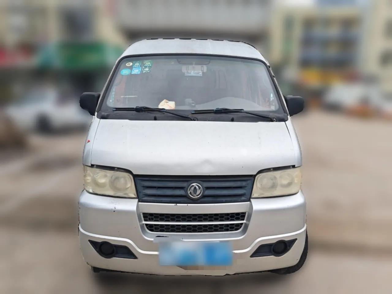 Dongfeng Xiaokang D52 2019 1.5L Base Version with Rear Dual Wheels China V Emission Standard DK15 — миниатюра 2
