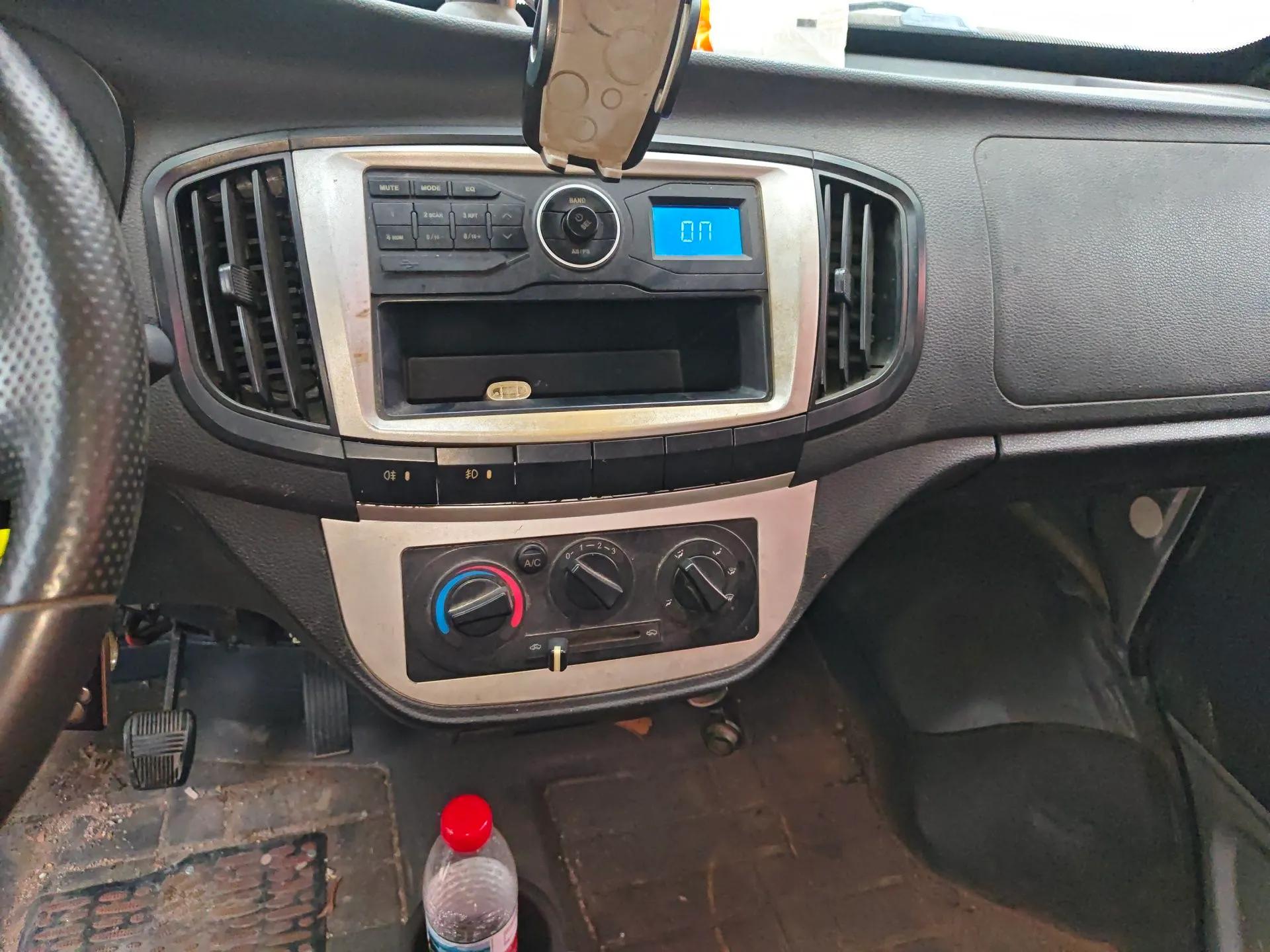 Dongfeng Xiaokang D52 2019 1.5L Base Version with Rear Dual Wheels China V Emission Standard DK15 — миниатюра 14