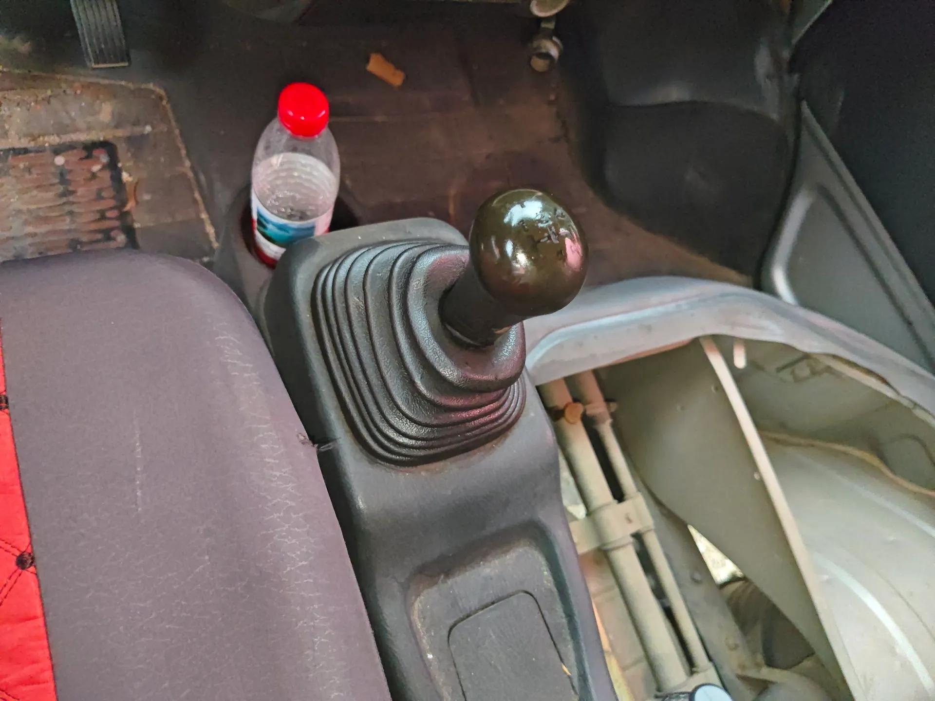 Dongfeng Xiaokang D52 2019 1.5L Base Version with Rear Dual Wheels China V Emission Standard DK15 — миниатюра 15