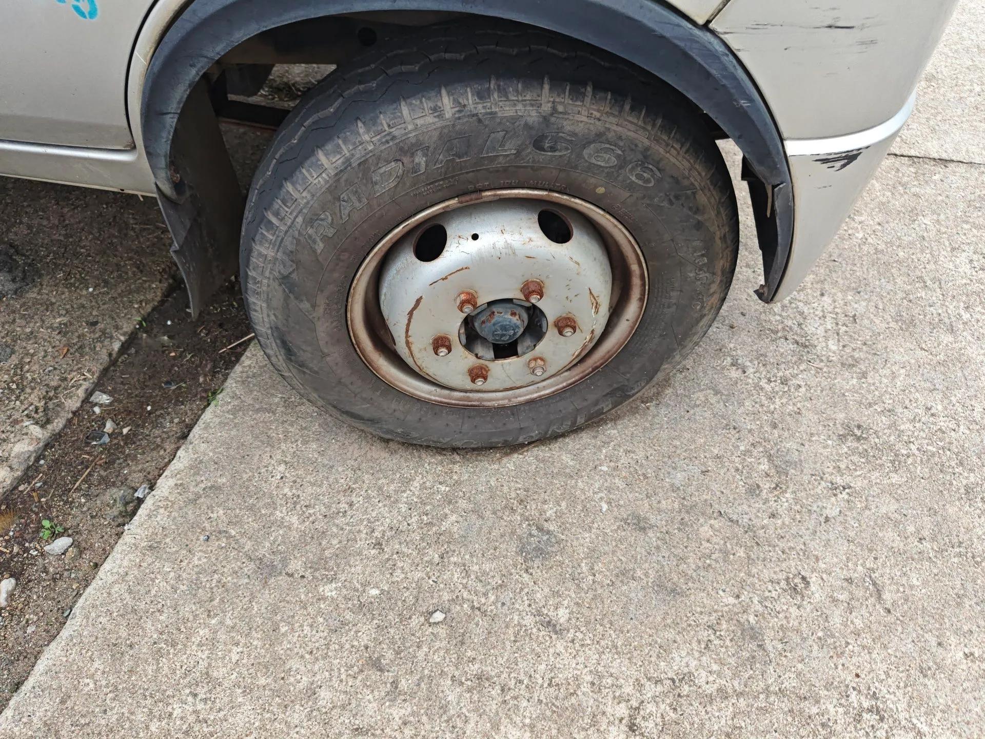 Dongfeng Xiaokang D52 2019 1.5L Base Version with Rear Dual Wheels China V Emission Standard DK15 — миниатюра 8