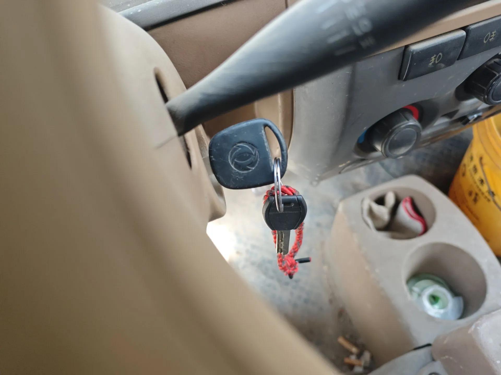 Dongfeng Xiaokang V27  — миниатюра 9