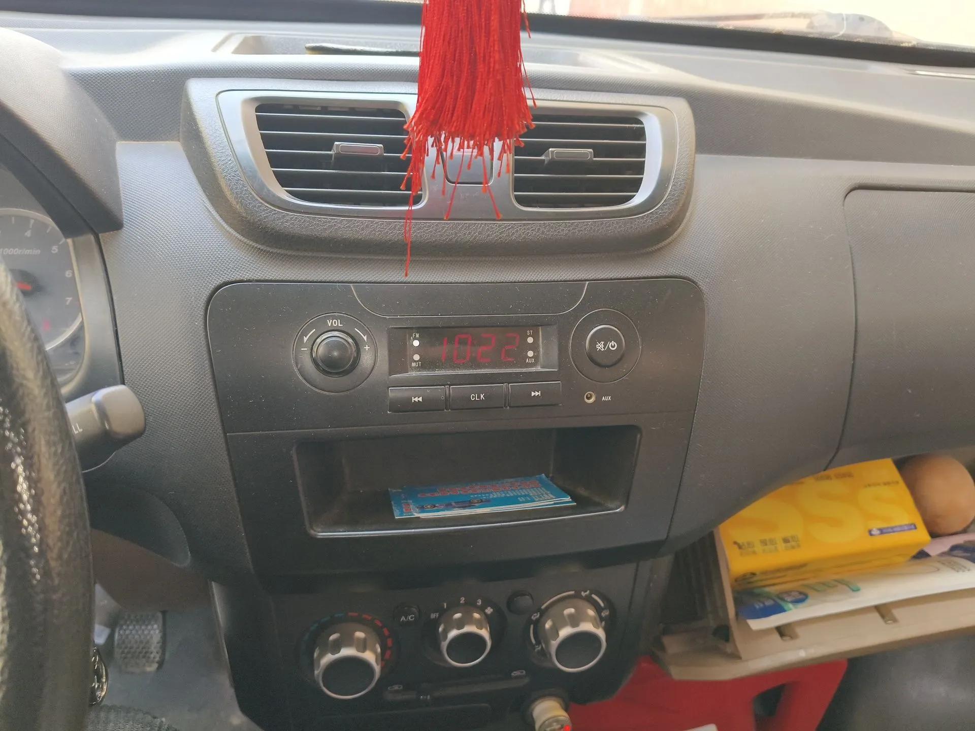 Dongfeng Xiaokang V29 2012 1.2L Standard Version — миниатюра 14