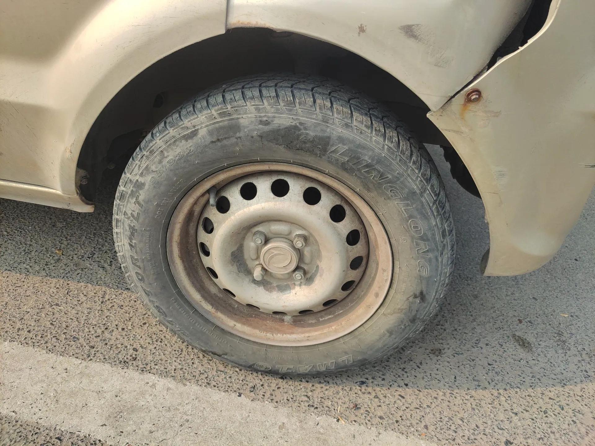 Dongfeng Xiaokang V29 2012 1.2L Standard Version — миниатюра 8