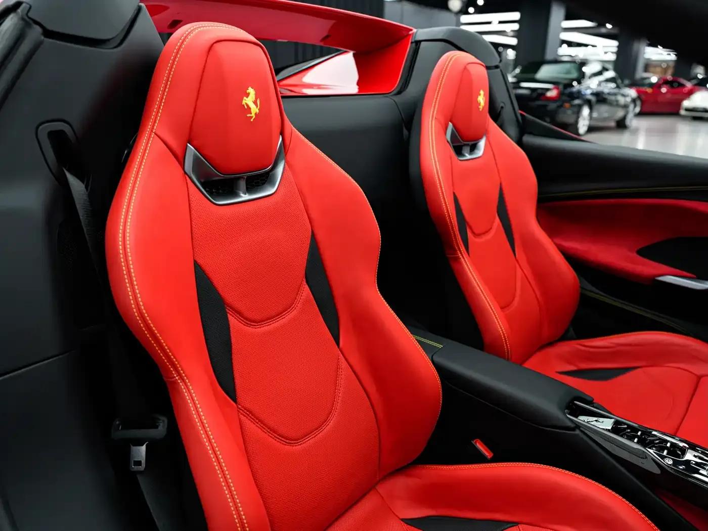 Ferrari 296 2022 3.0T V6 GTS — миниатюра 12