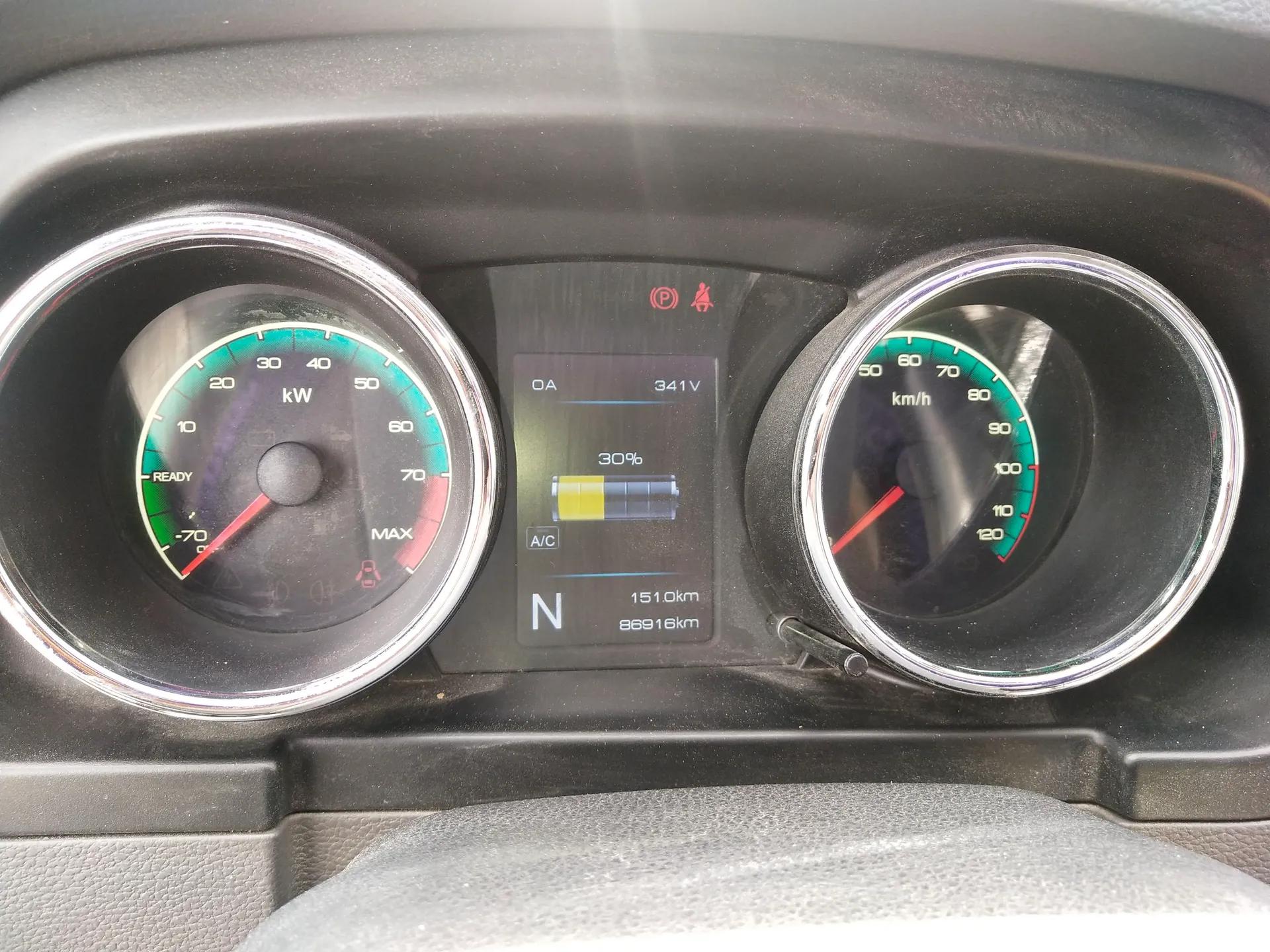 Dongfeng Yufeng EM26 2023 High-End Model 41.86 kWh CATL — миниатюра 12