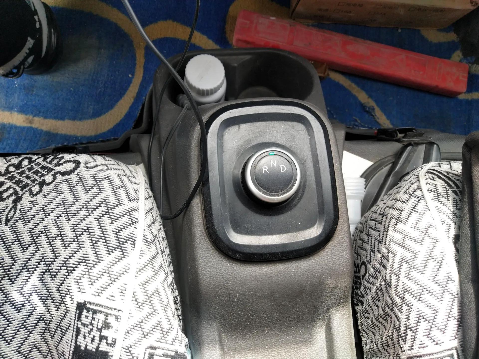 Dongfeng Yufeng EM26 2023 High-End Model 41.86 kWh CATL — миниатюра 15