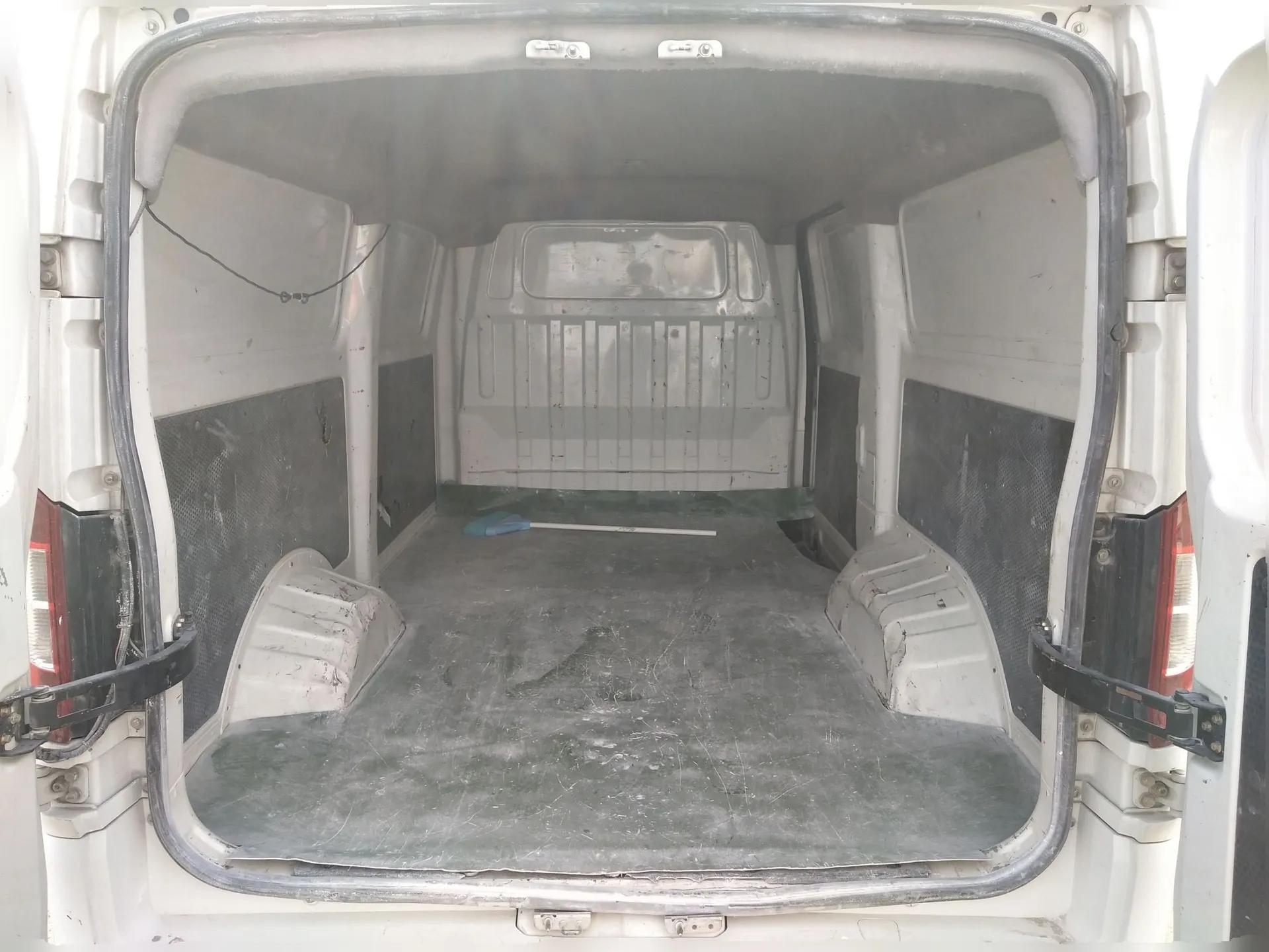 Dongfeng Yufeng EM26 2023 High-End Model 41.86 kWh CATL — миниатюра 20