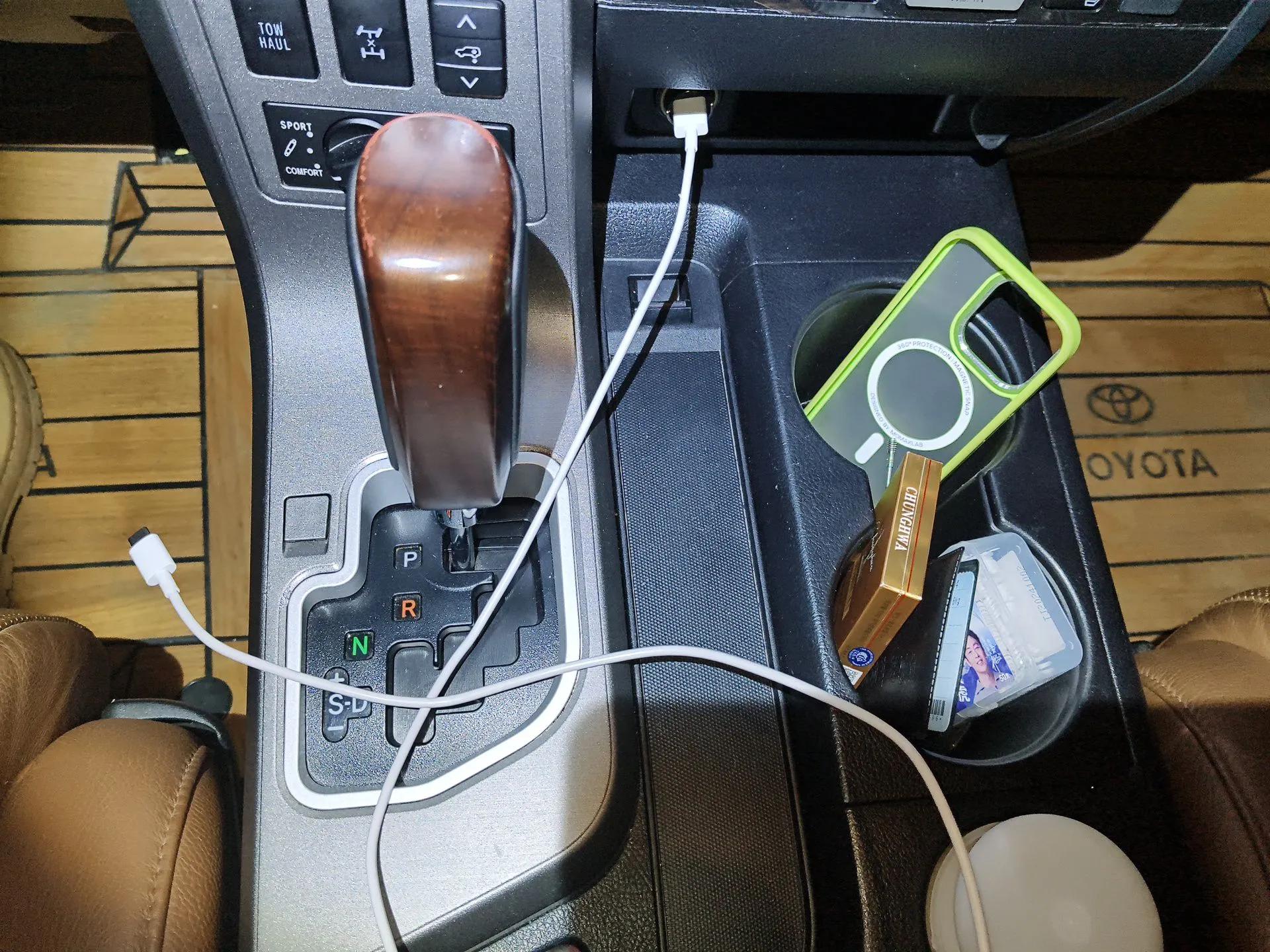 Toyota Sequoia  — миниатюра 15