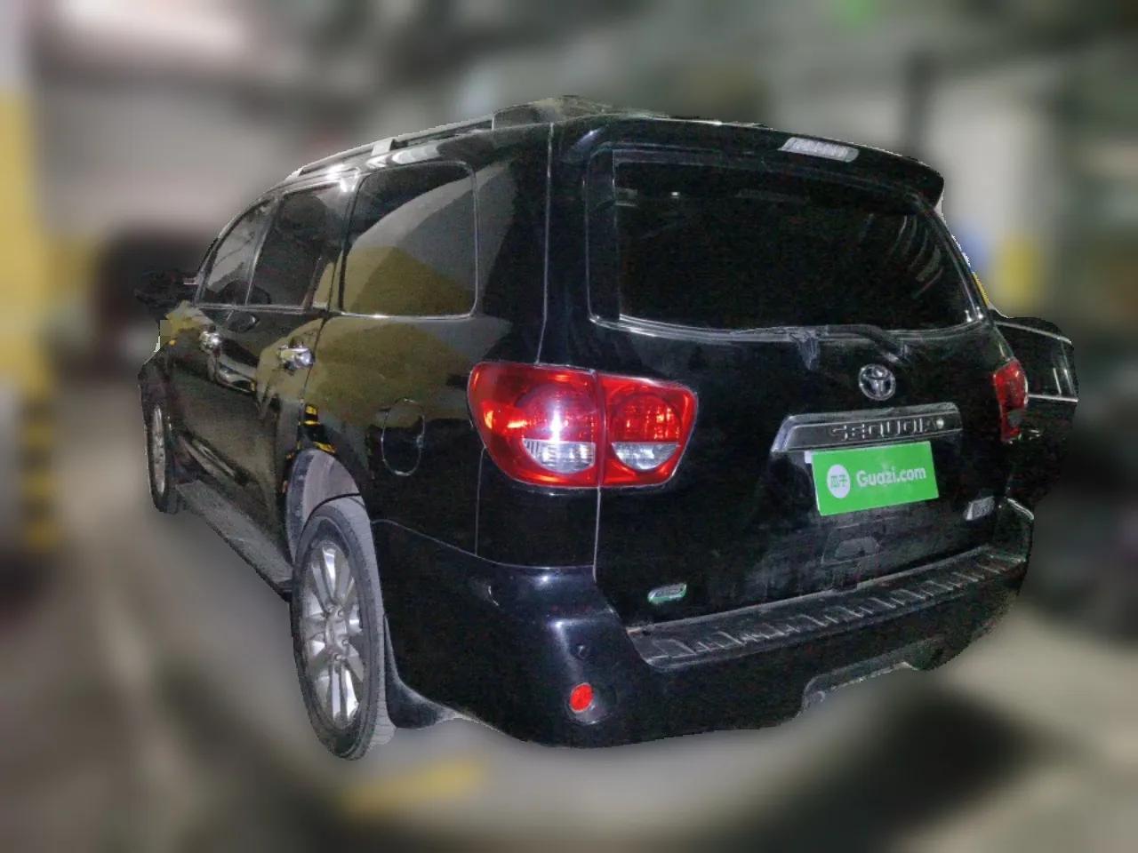 Toyota Sequoia  — миниатюра 4