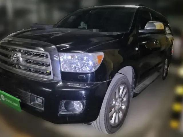 Toyota Sequoia 