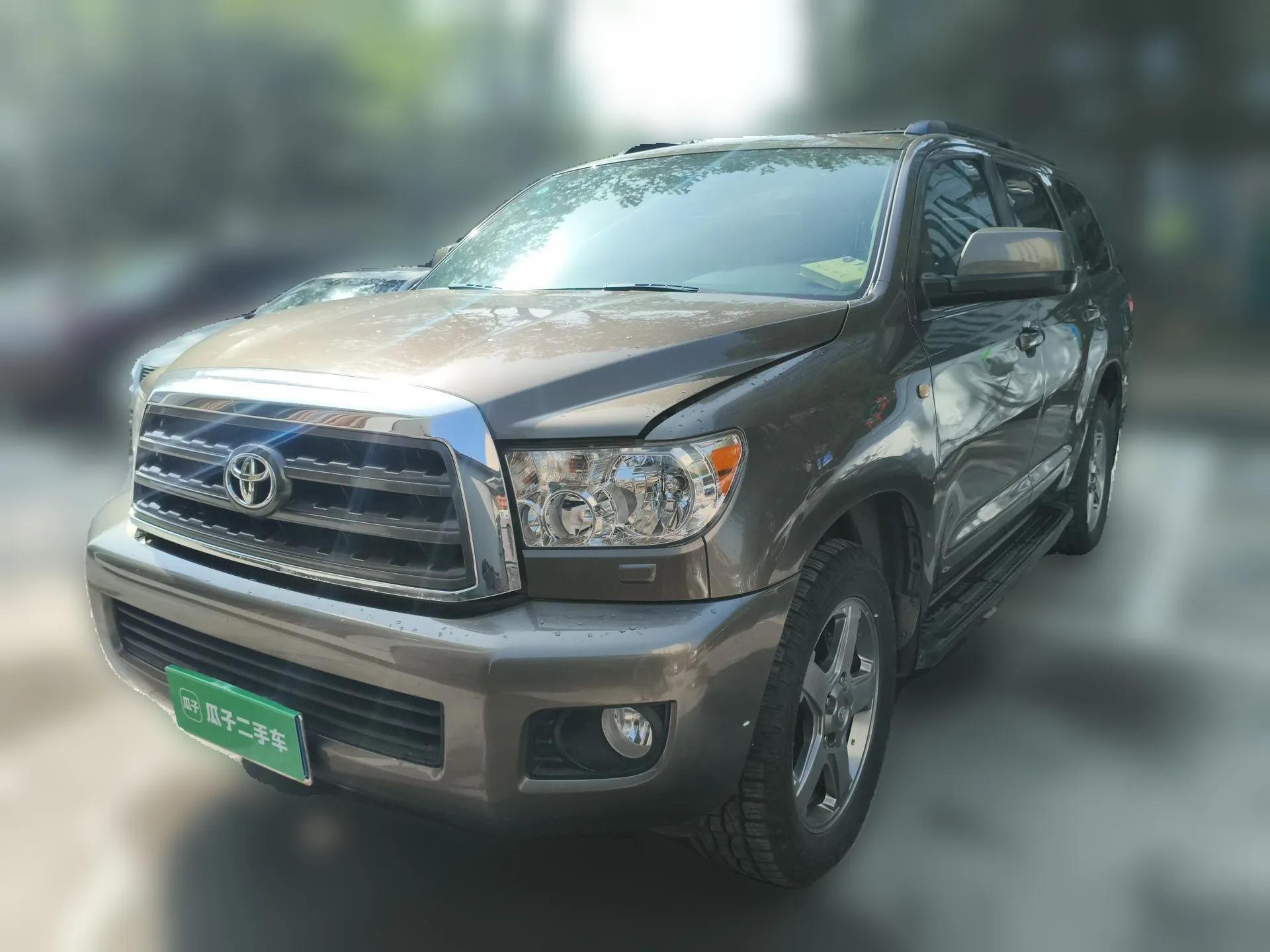 Toyota Sequoia  — миниатюра 1