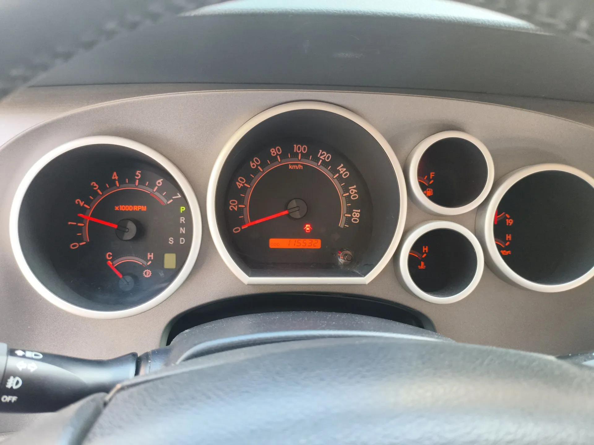 Toyota Sequoia  — миниатюра 12