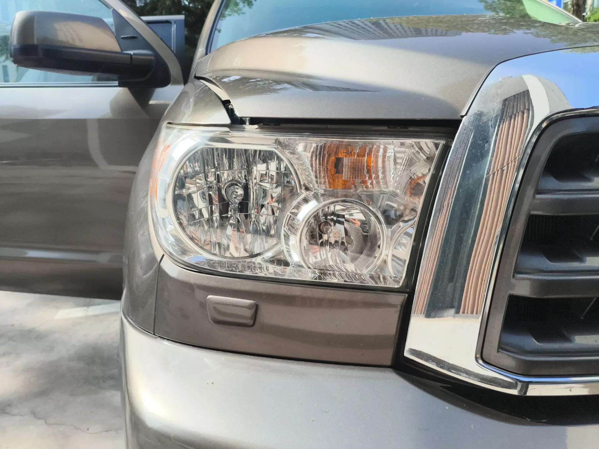 Toyota Sequoia  — миниатюра 7