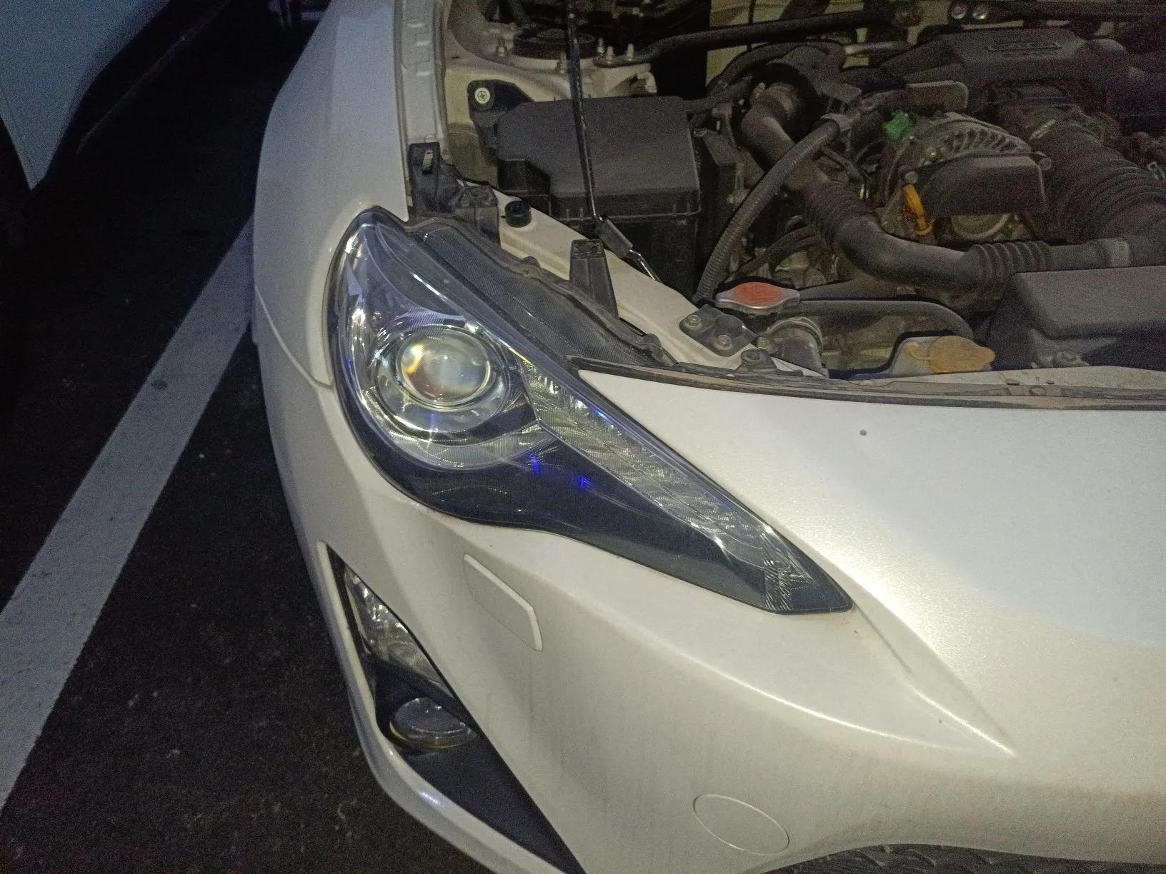 Toyota 86 2013 2.0L Automatic Luxury Version — миниатюра 7