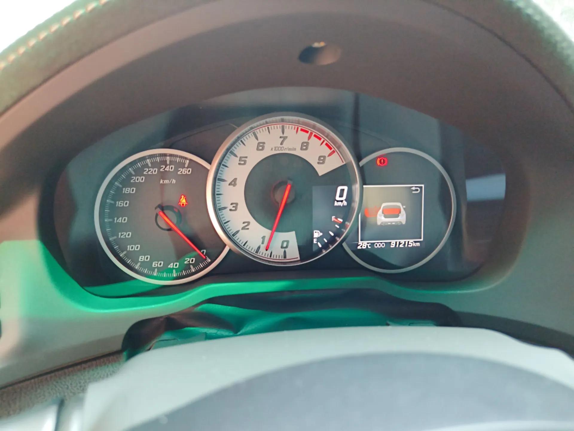 Toyota 86 2019 2.0L Manual Luxury Edition — миниатюра 12