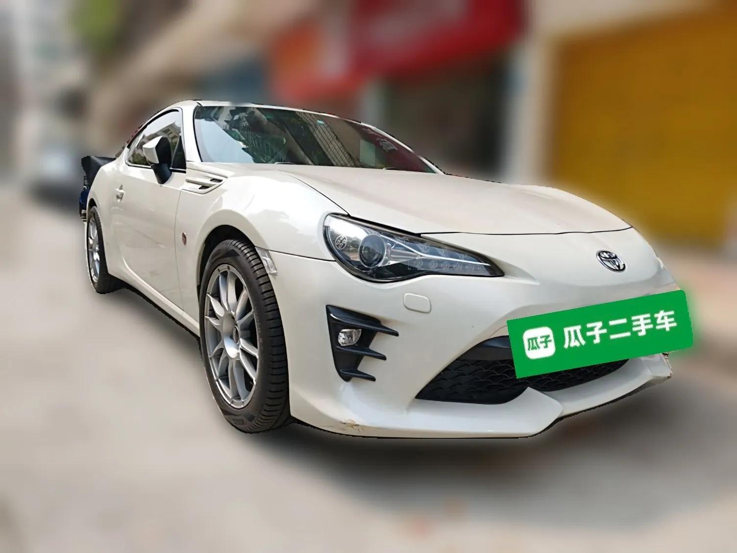 Toyota 86 2019 2.0L Manual Luxury Edition — миниатюра 3