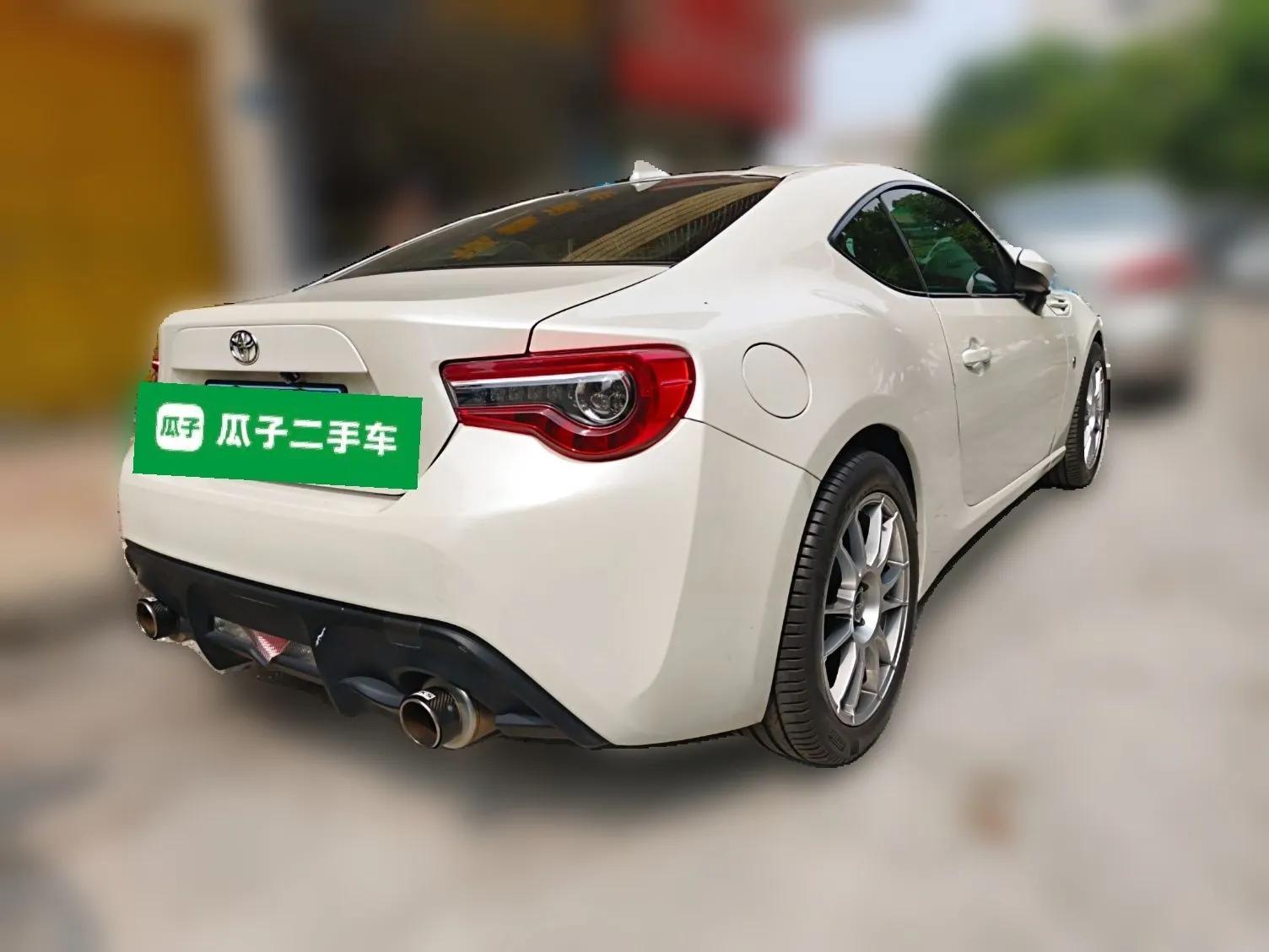 Toyota 86 2019 2.0L Manual Luxury Edition — миниатюра 6