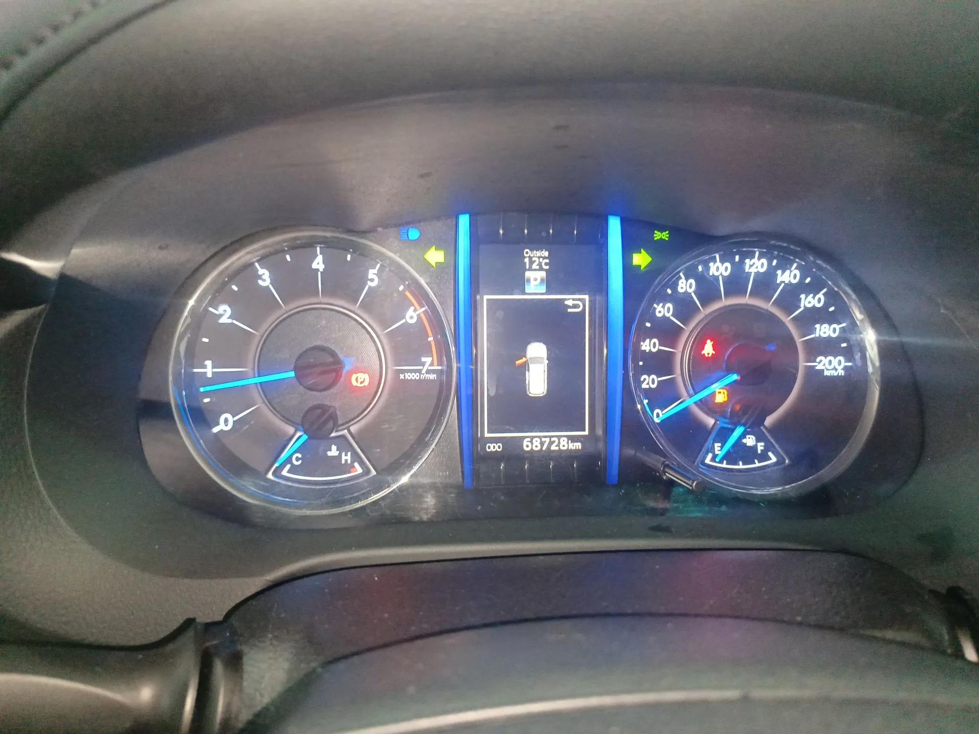Toyota Fortuner 2016 2.7L Middle East Version — миниатюра 15
