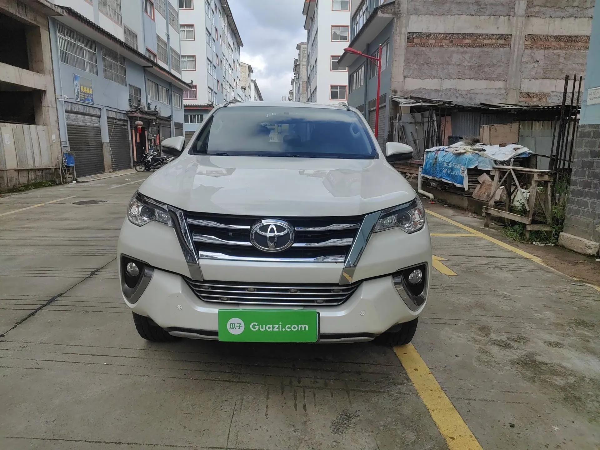 Toyota Fortuner 2016 2.7L Middle East Version — миниатюра 2