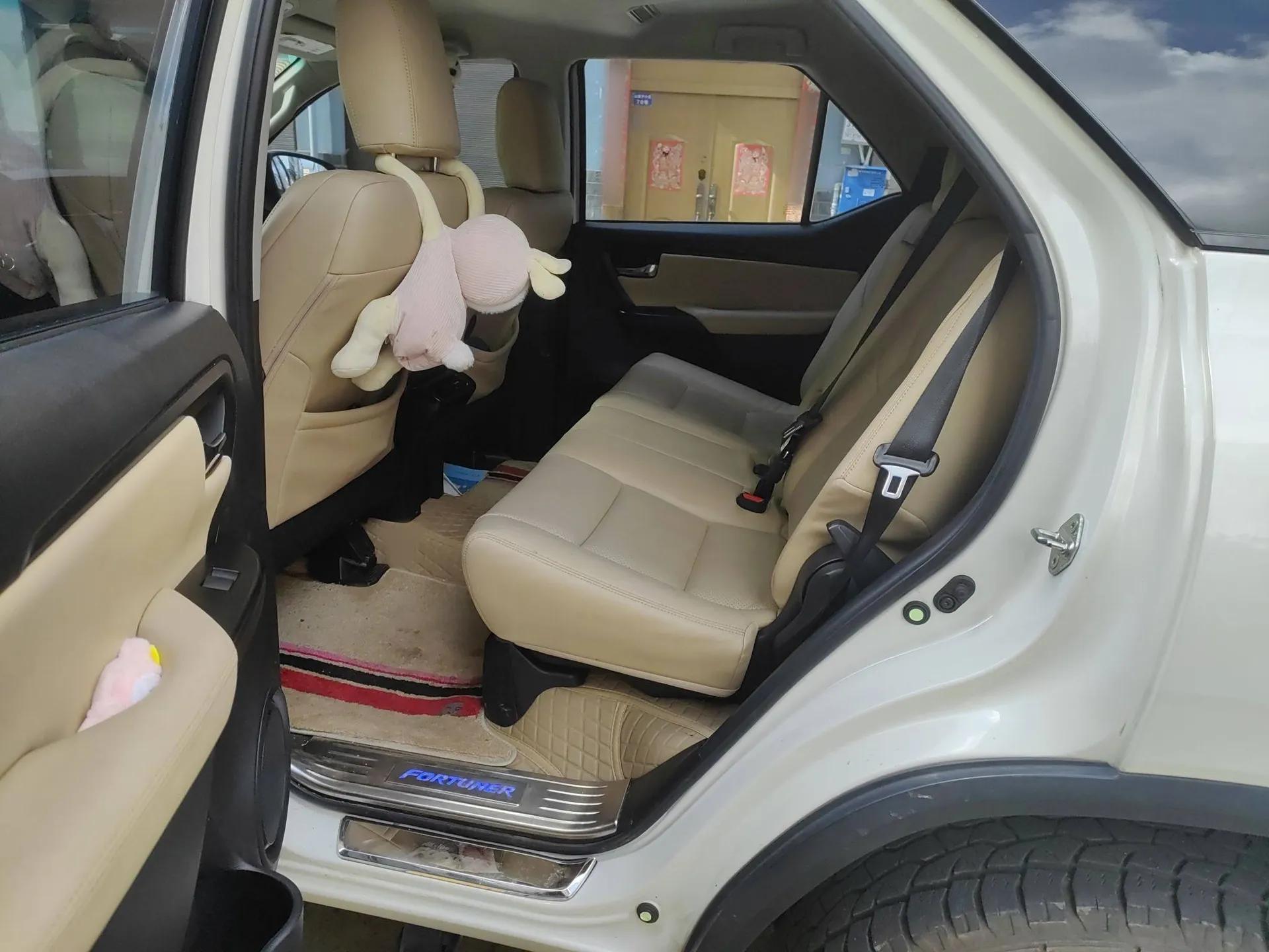 Toyota Fortuner 2016 2.7L Middle East Version — миниатюра 13