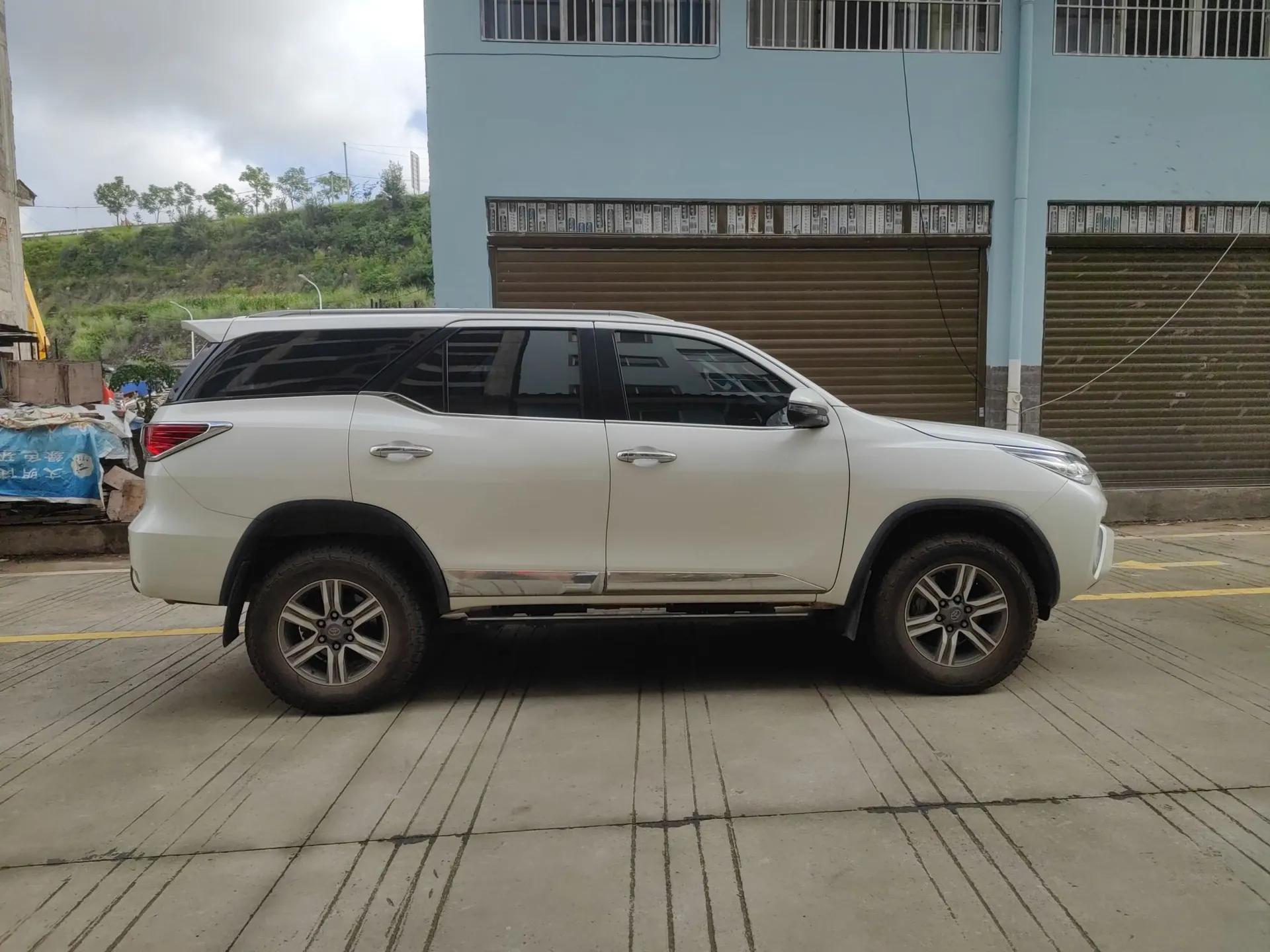 Toyota Fortuner 2016 2.7L Middle East Version — миниатюра 4