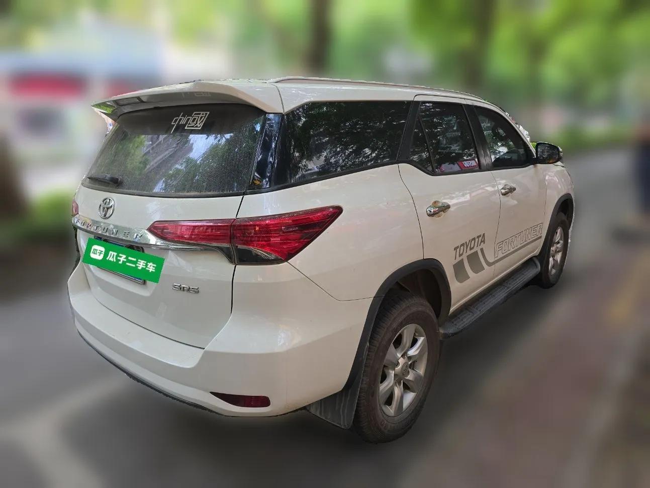 Toyota Fortuner 2016 2.7L Middle East Version — миниатюра 6