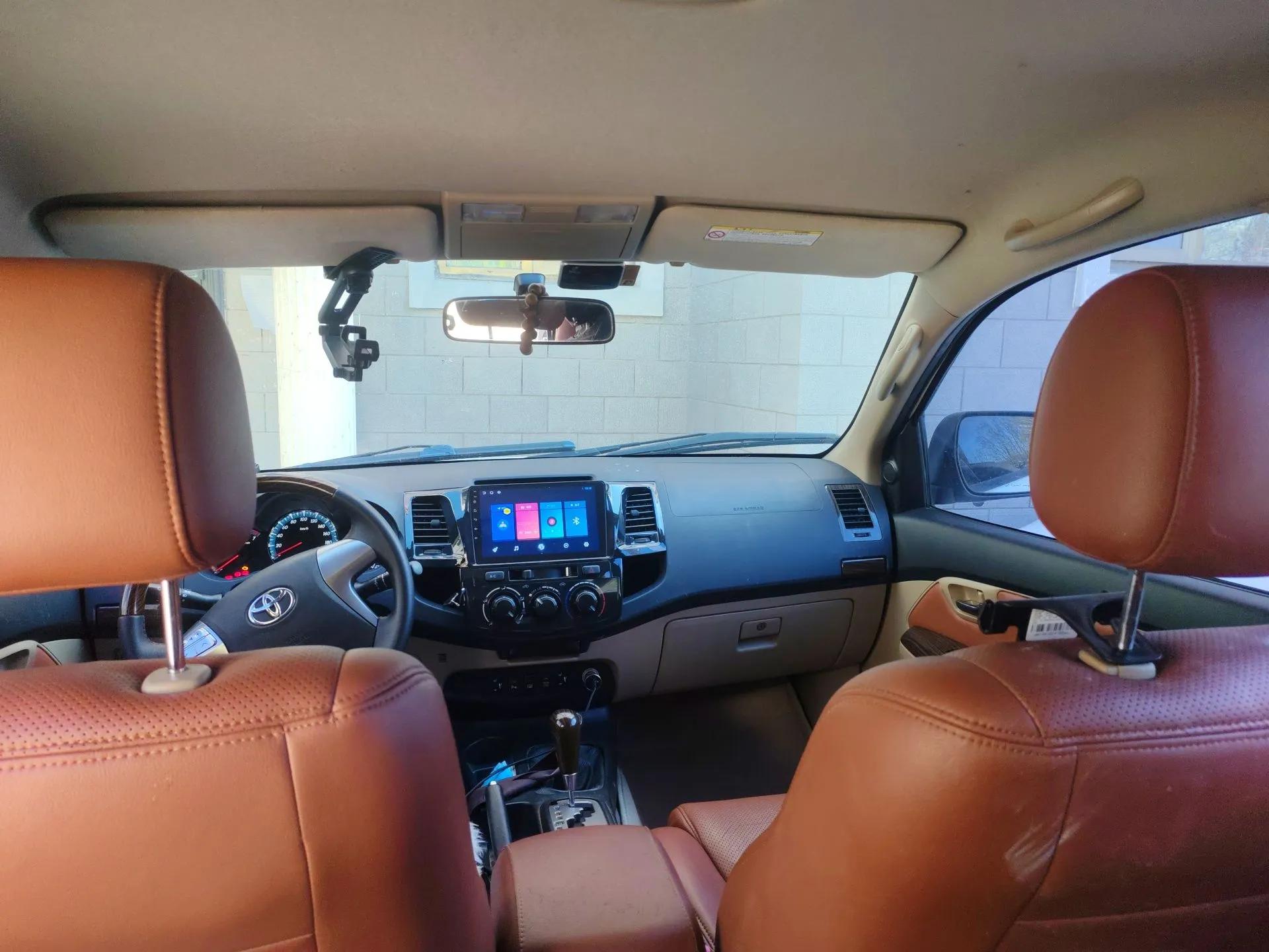 Toyota Fortuner  — миниатюра 19