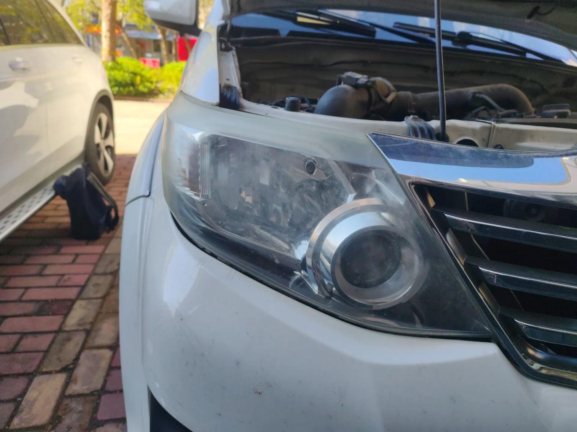 Toyota Fortuner  — миниатюра 7