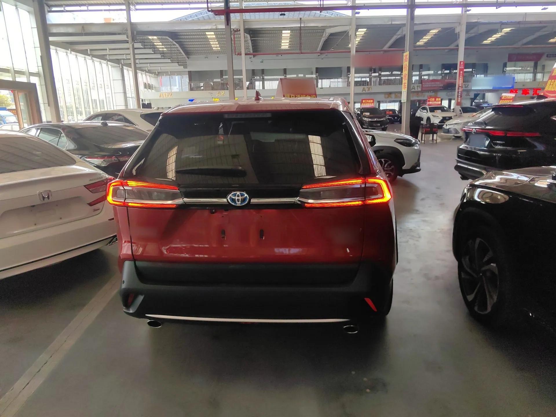 Toyota Wildlander New Energy 2021 High-Performance Edition 2.5L Two-Wheel Drive Powerful Version — миниатюра 6
