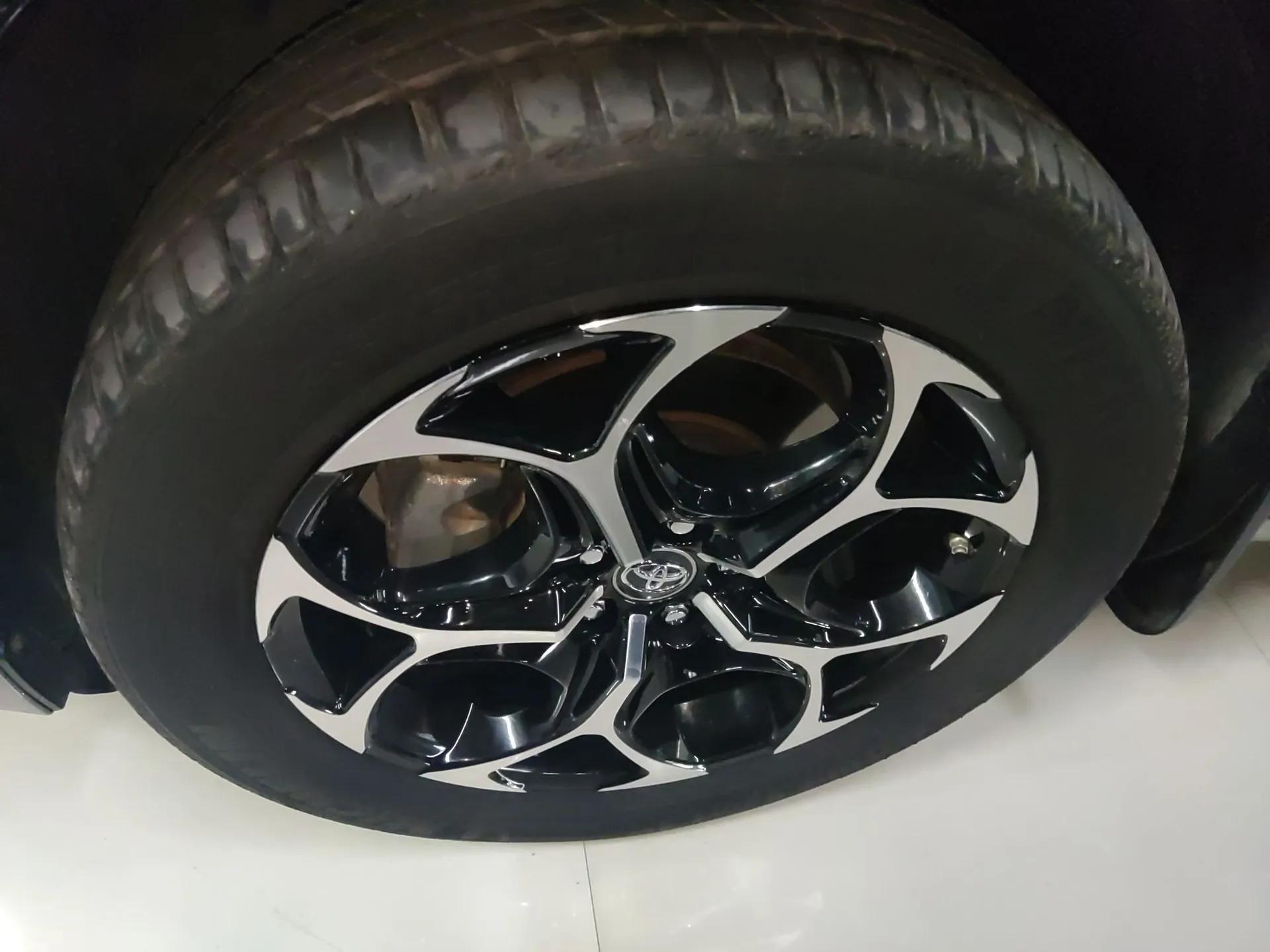 Toyota Wildlander New Energy 2021 High-Performance Edition 2.5L Four-Wheel Drive GT Version — миниатюра 9