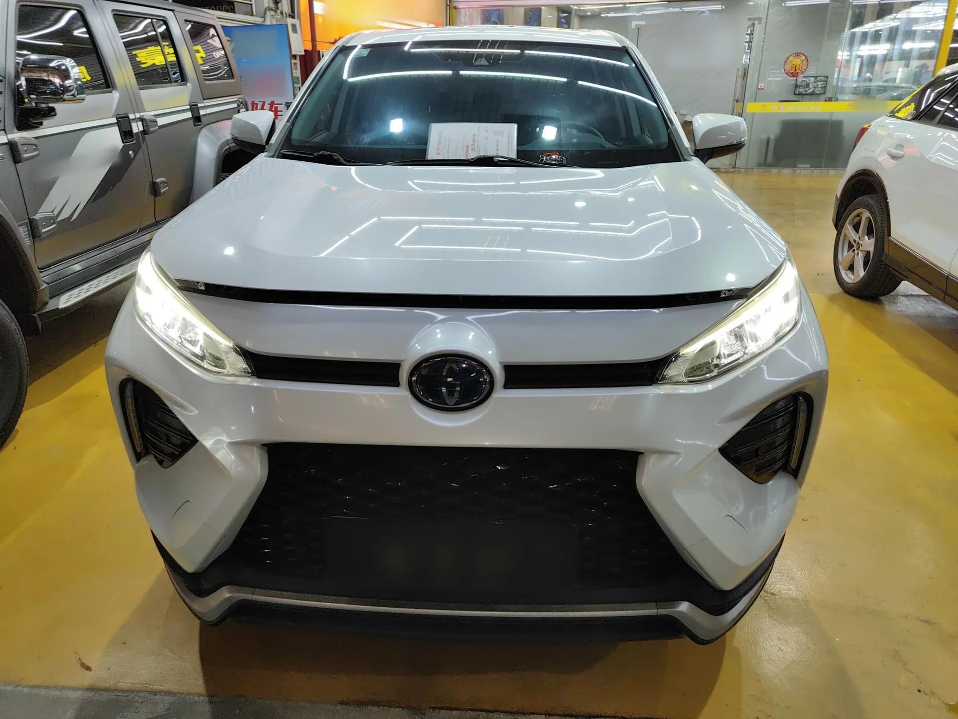 Toyota Wildlander New Energy 2021 High-Performance Edition 2.5L Two-Wheel Drive Powerful Version — миниатюра 2