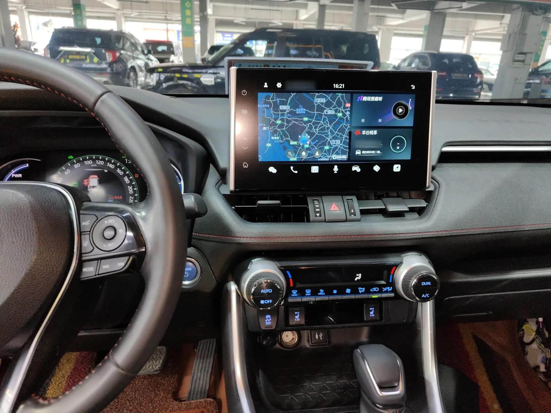 Toyota Wildlander New Energy 2021 High-Performance Edition 2.5L Two-Wheel Drive Powerful Version — миниатюра 12