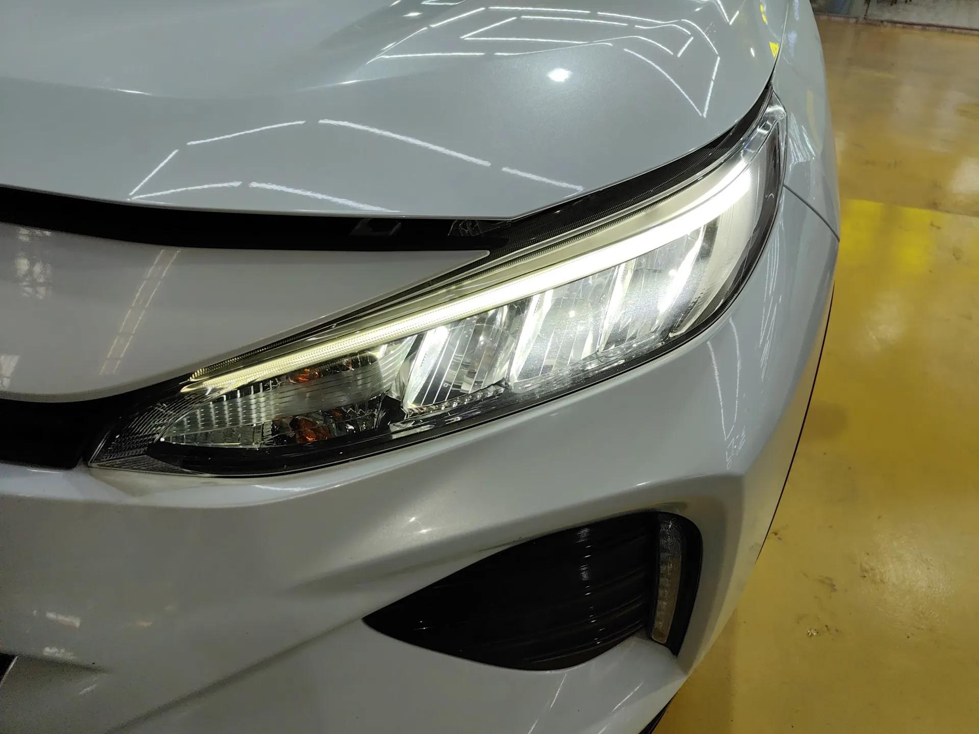 Toyota Wildlander New Energy 2021 High-Performance Edition 2.5L Two-Wheel Drive Powerful Version — миниатюра 5