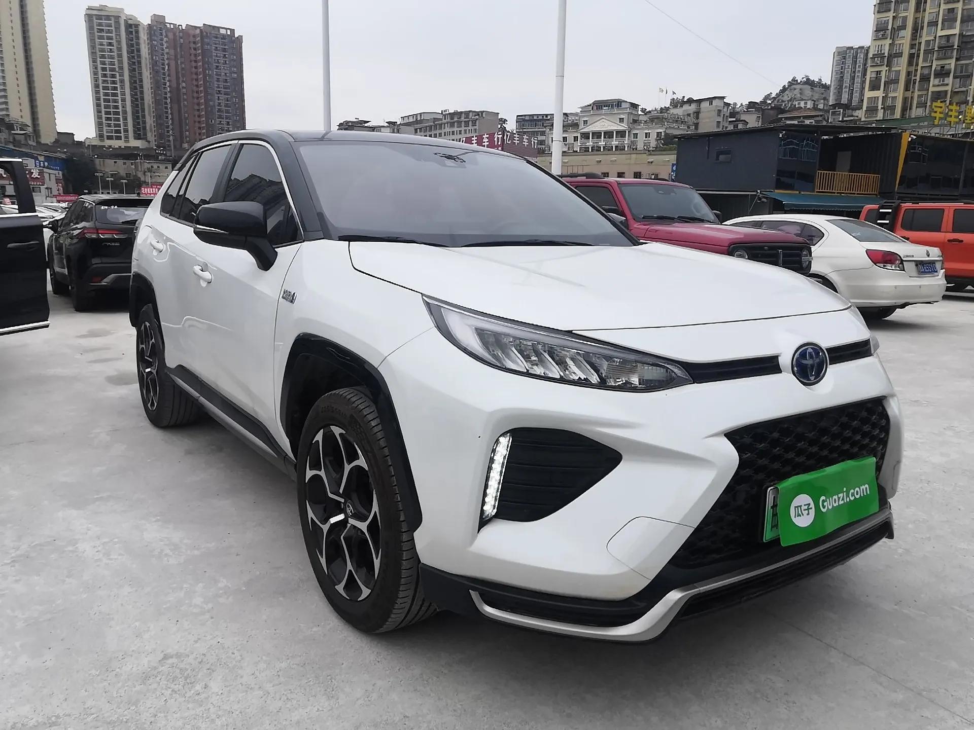 Toyota Wildlander New Energy 2021 High-Performance Edition 2.5L Four-Wheel Drive Powerful Version — миниатюра 4