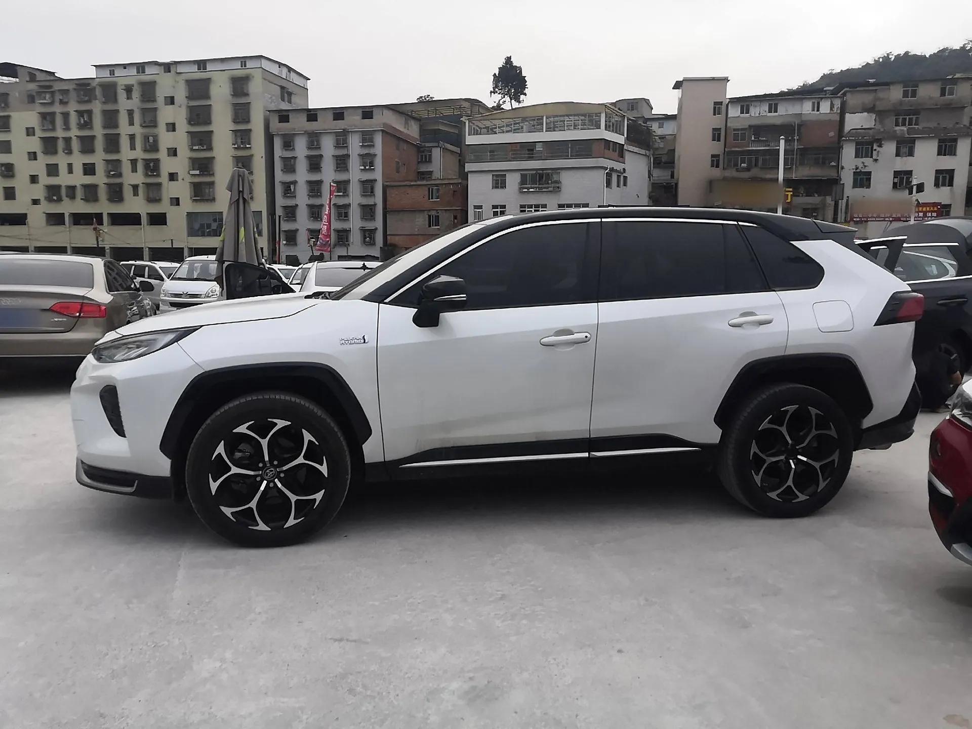Toyota Wildlander New Energy 2021 High-Performance Edition 2.5L Four-Wheel Drive Powerful Version — миниатюра 5