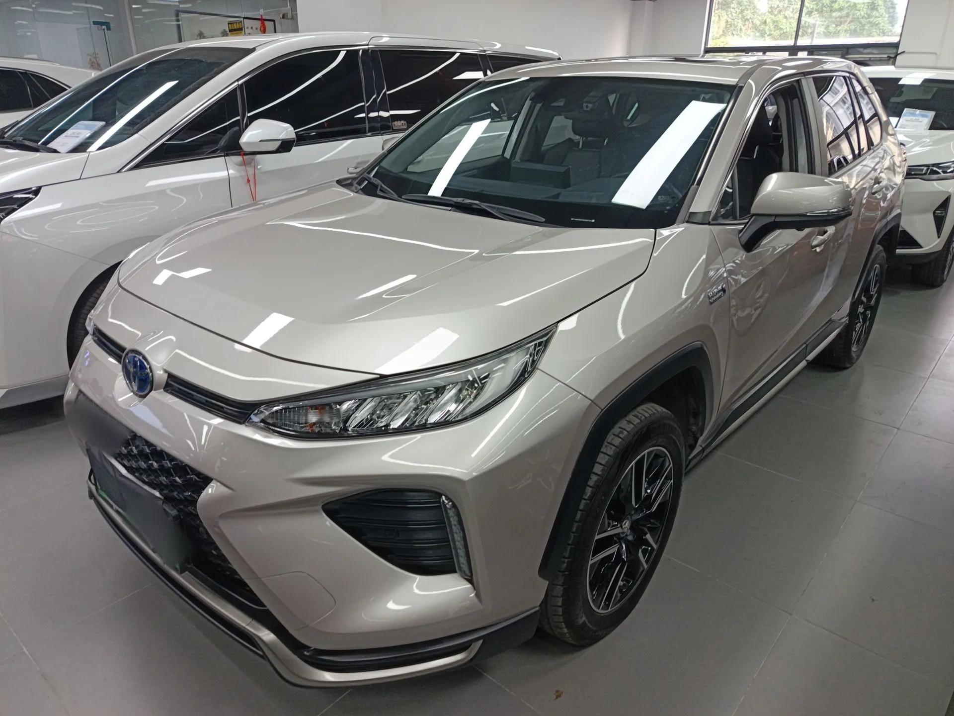 Toyota Wildlander New Energy 2021 High-Performance Edition 2.5L Two-Wheel Drive Powerful Version — миниатюра 1