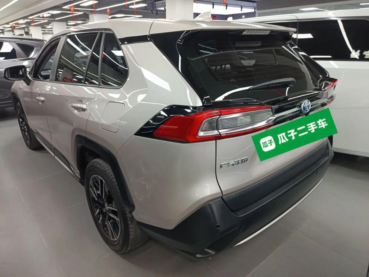 Toyota Wildlander New Energy 2021 High-Performance Edition 2.5L Two-Wheel Drive Powerful Version — миниатюра 4