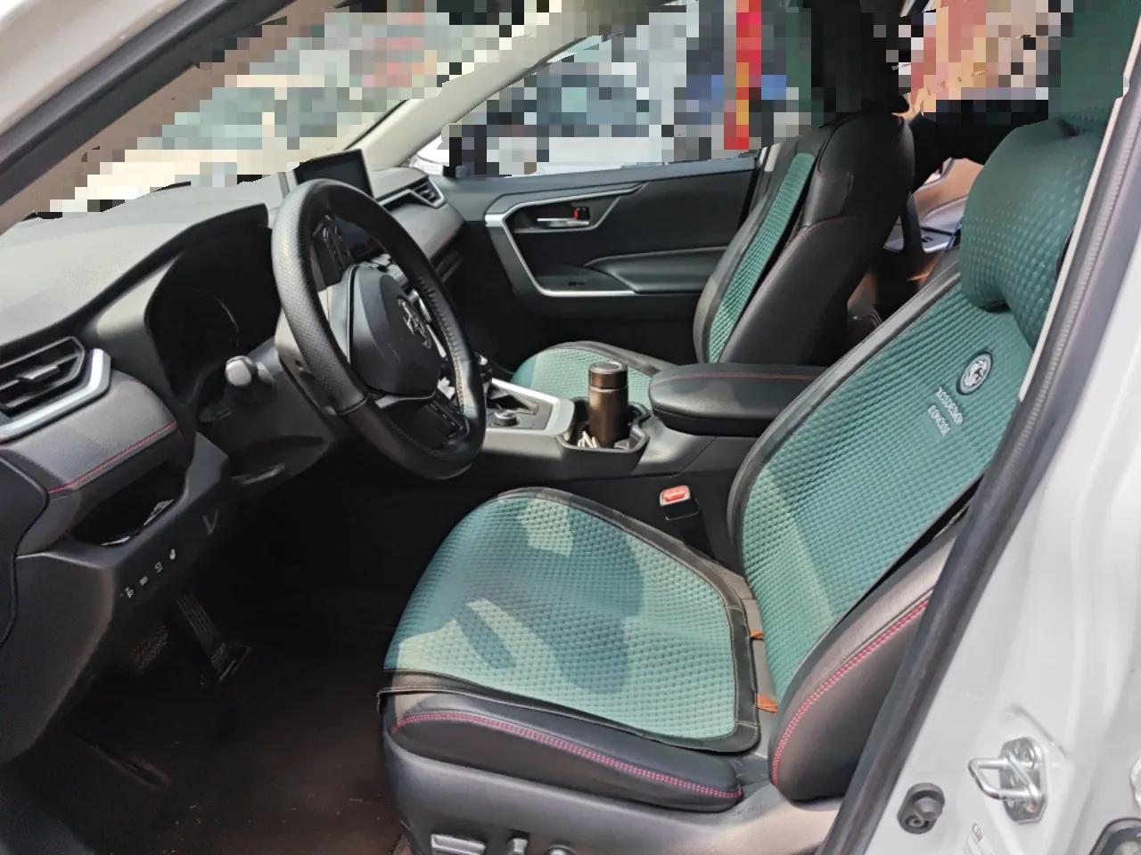 Toyota RAV4 Rongfang Plug-in Hybrid 2022 2.5L Two-Wheel Drive Elite Pro — миниатюра 16