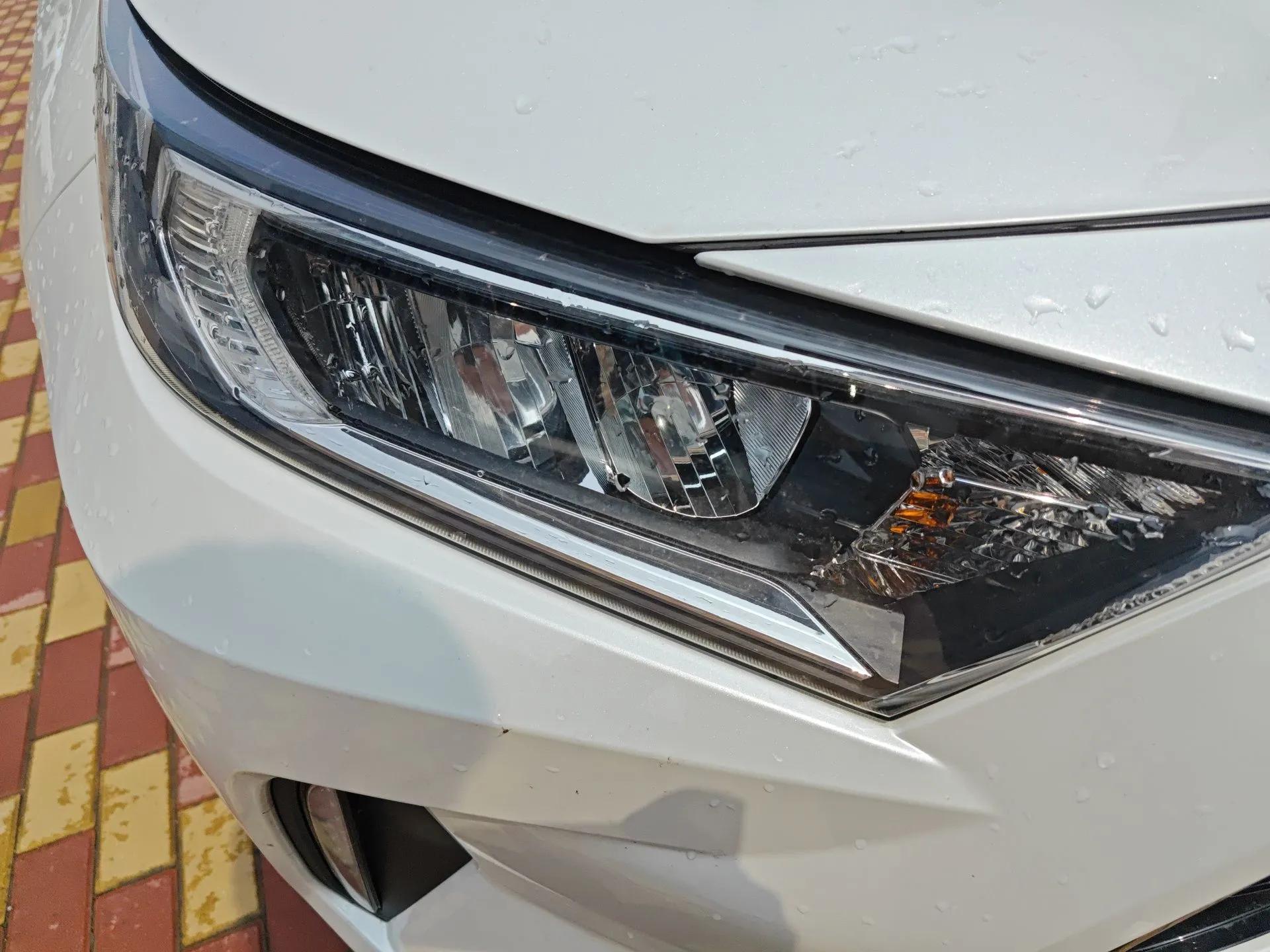 Toyota RAV4 Rongfang Plug-in Hybrid 2022 2.5L Two-Wheel Drive Elite Pro — миниатюра 7