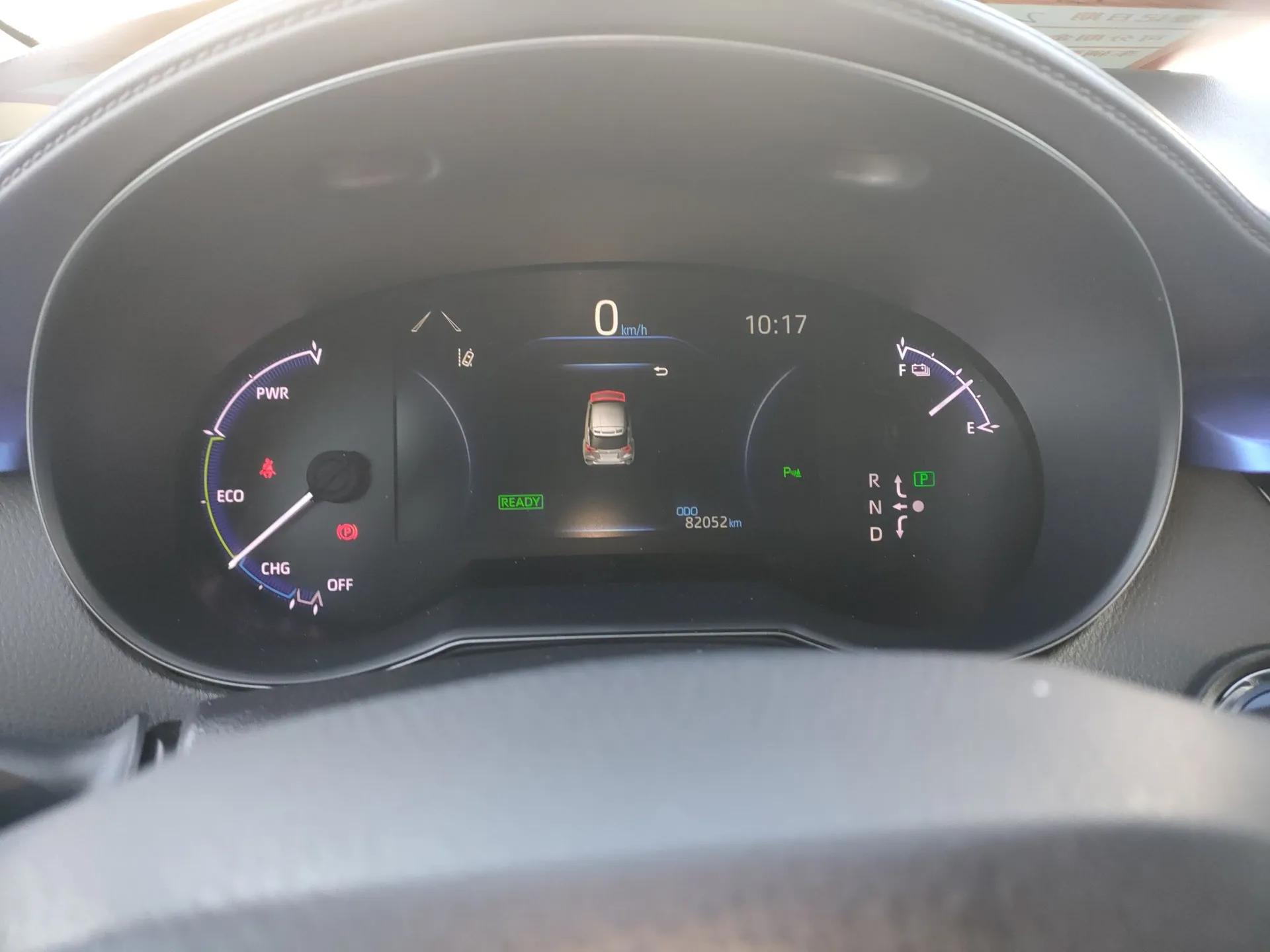 Toyota C-HR EV 2020 Luxury Sunroof Edition — миниатюра 14