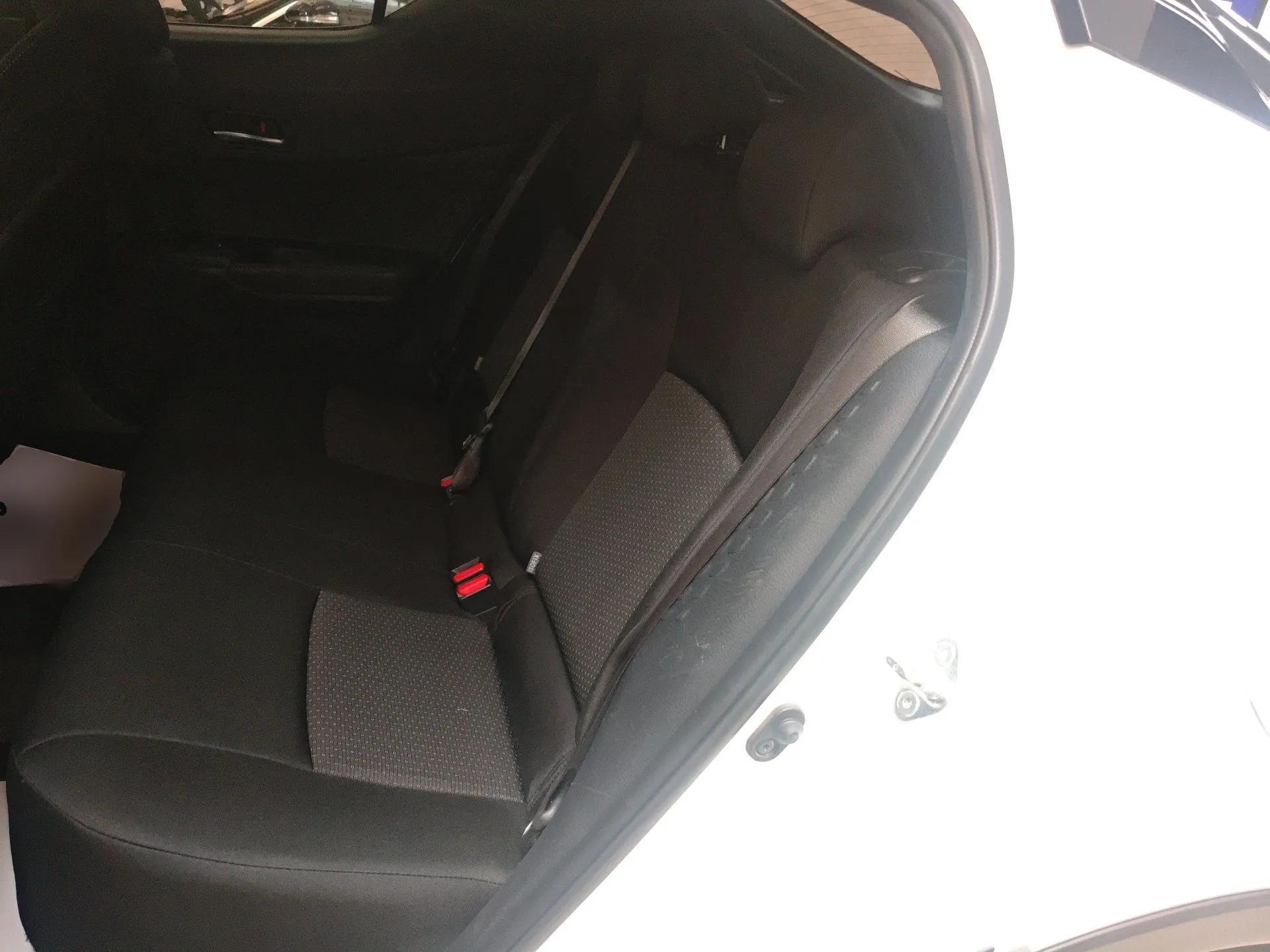 Toyota C-HR EV 2020 Leading Edition — миниатюра 20