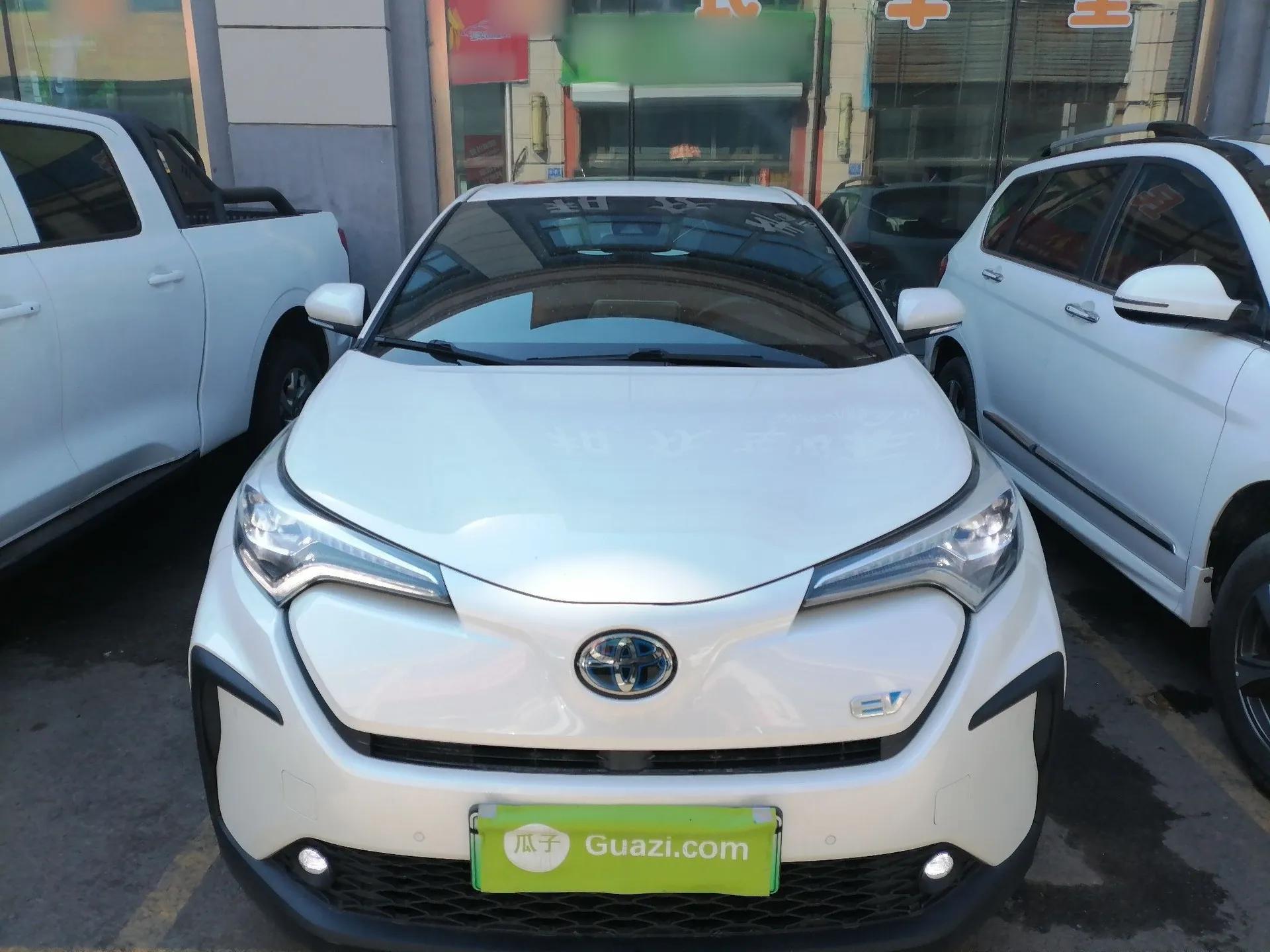 Toyota C-HR EV 2020 Deluxe Sunroof Edition — миниатюра 2