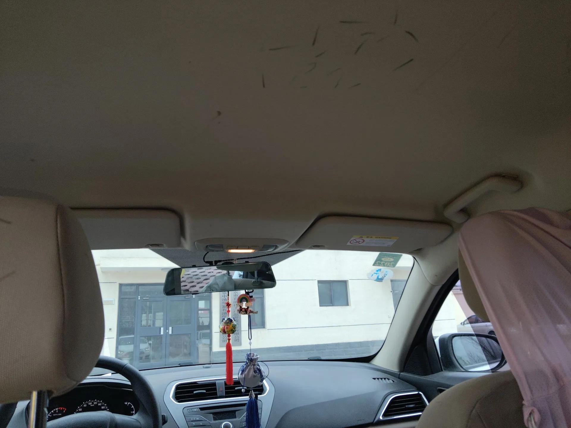 Ford Escort 2015 1.5L Automatic Comfort Edition — миниатюра 19