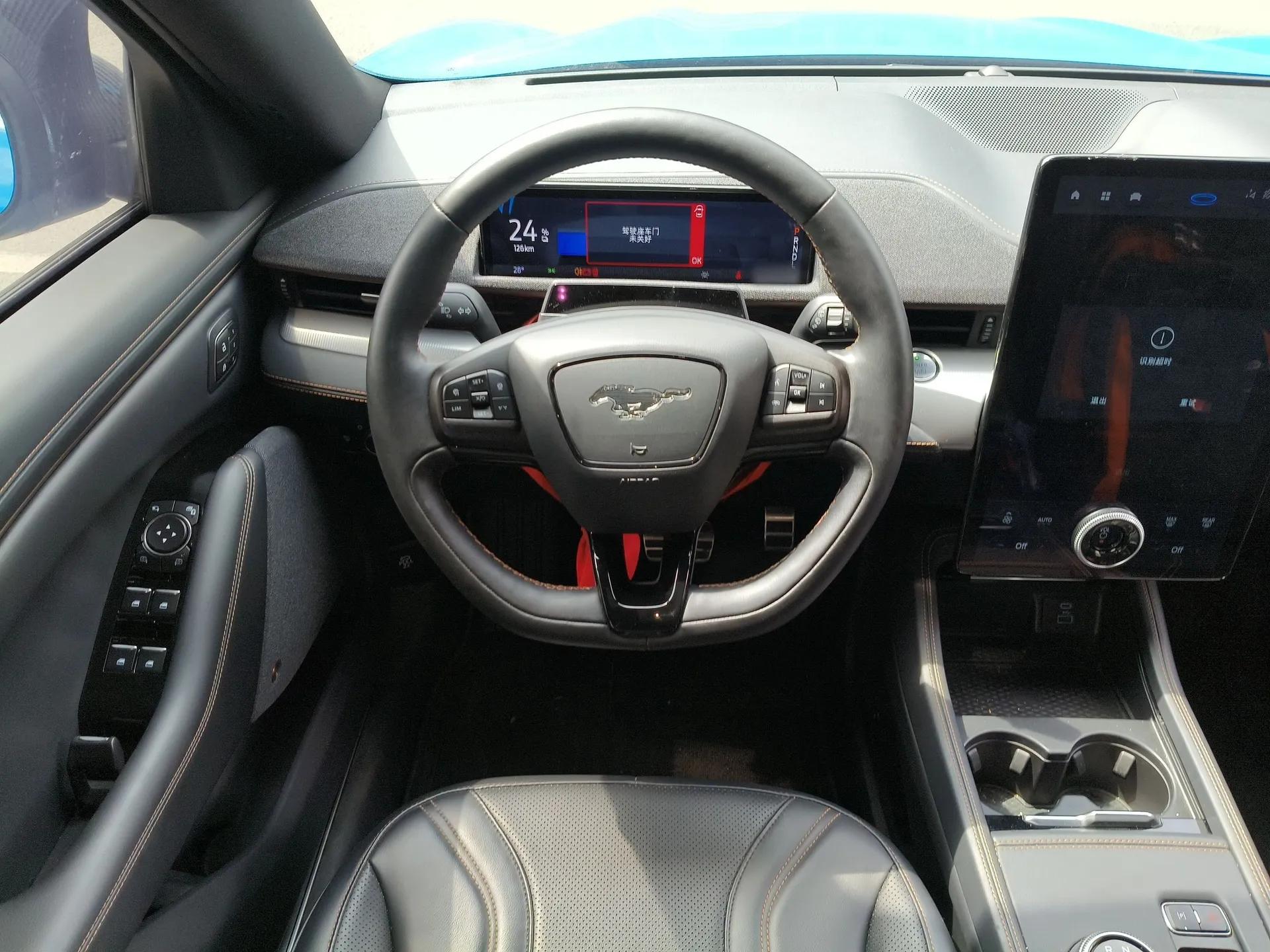 Ford Mustang Mach-E 2021 GT Model — миниатюра 14