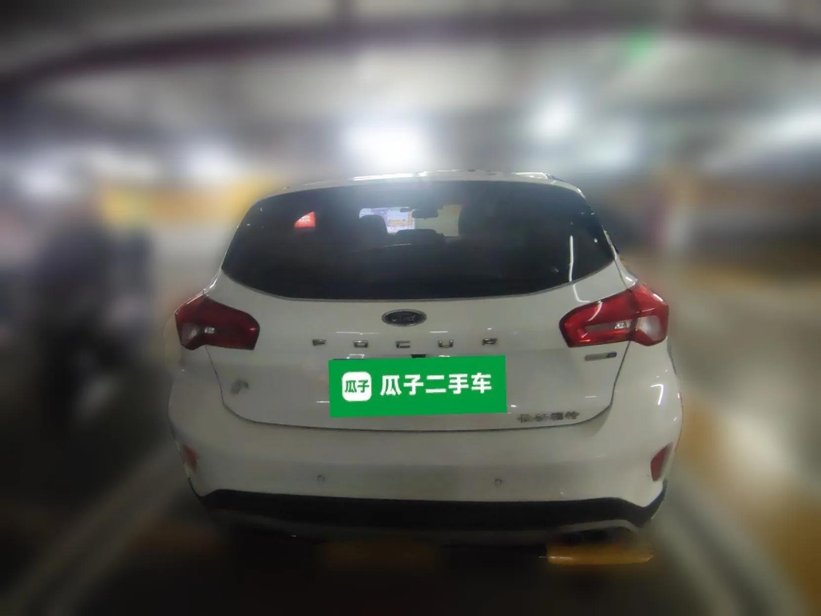 Ford Focus Active 2020 EcoBoost 180 Automatic Trendy Model — миниатюра 5
