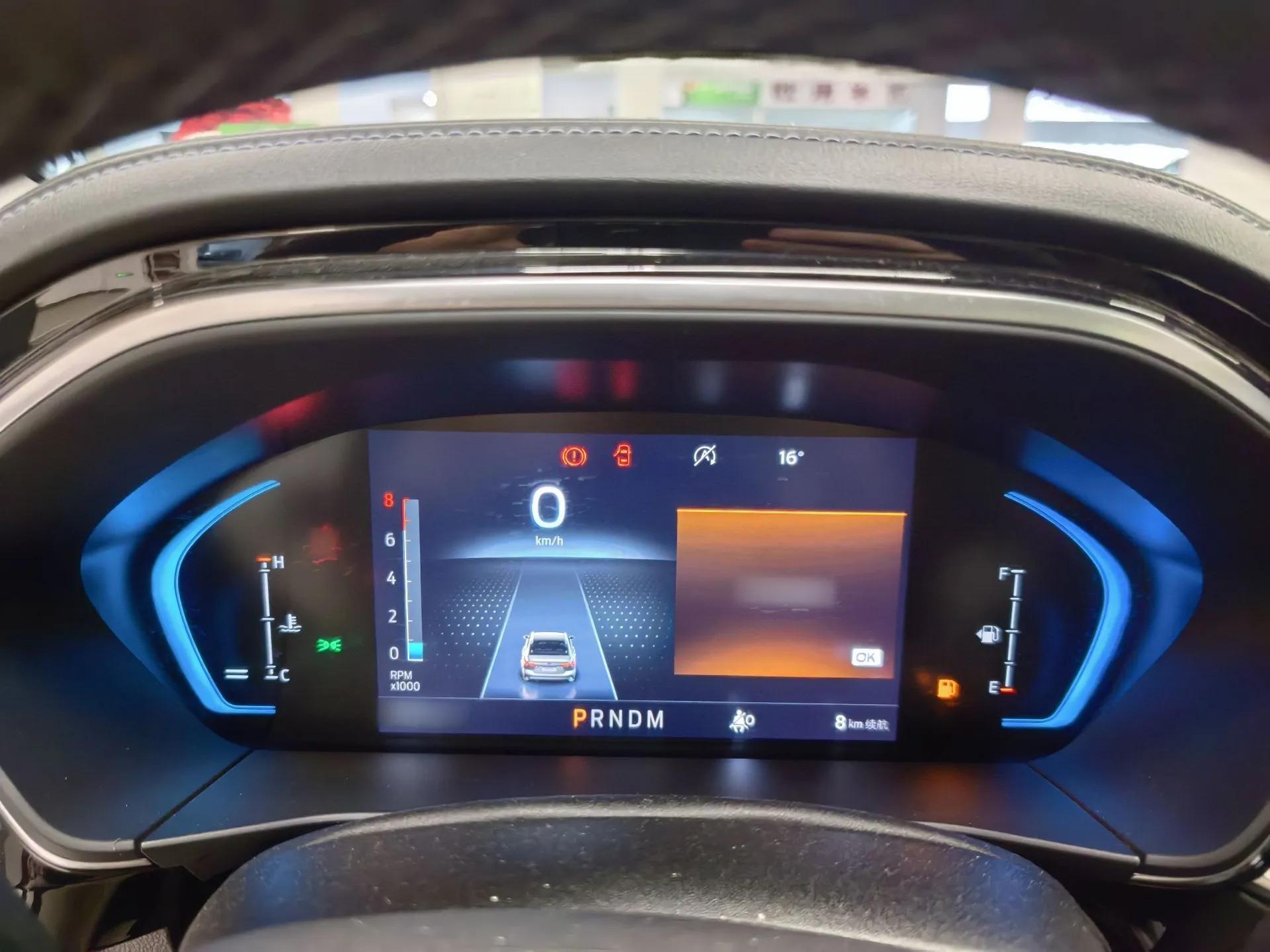 Ford Focus Active 2021 EcoBoost 180 Automatic Trendy Model — миниатюра 11