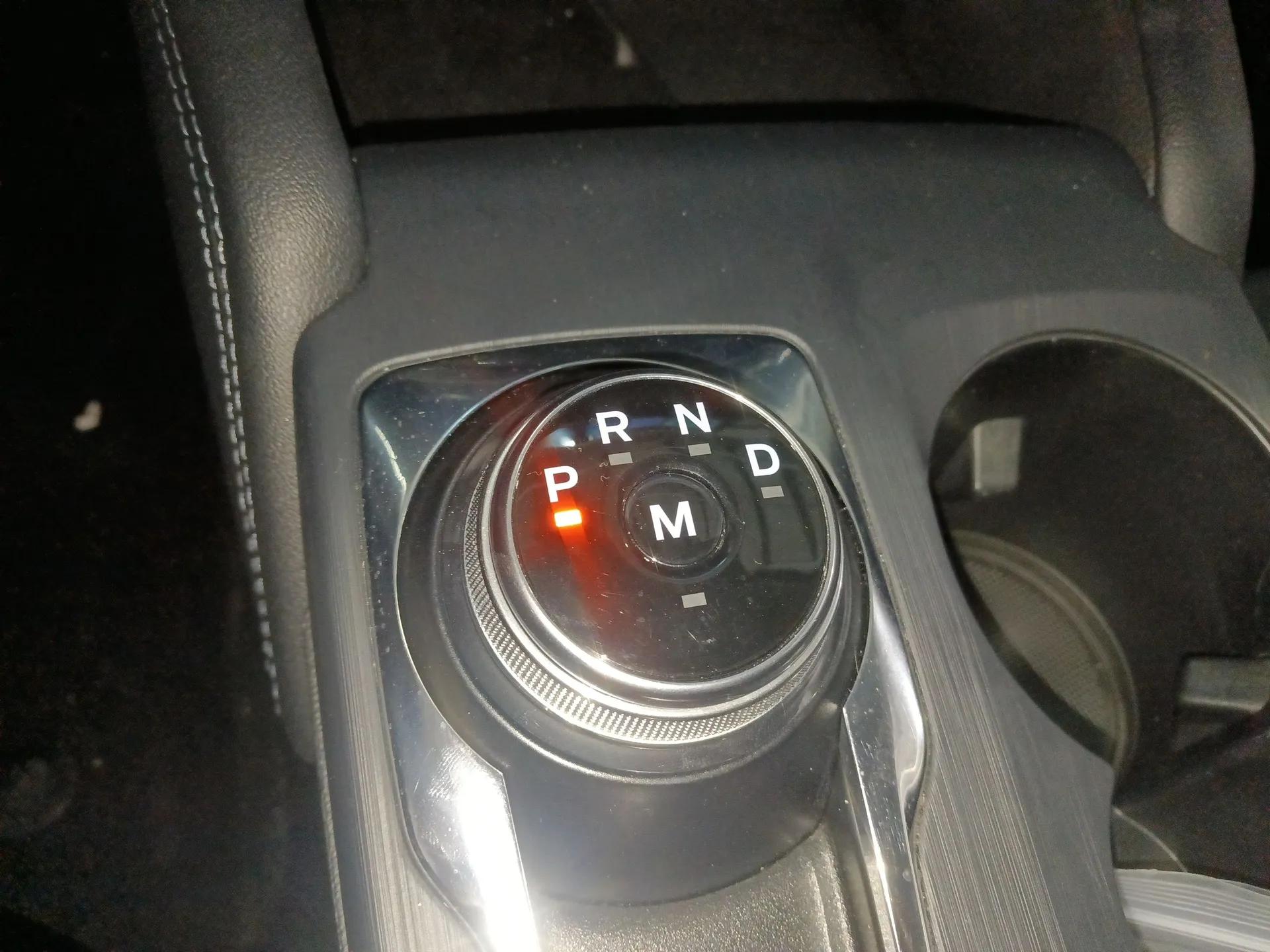 Ford Focus Active 2021 EcoBoost 180 Automatic Trendy Model — миниатюра 15