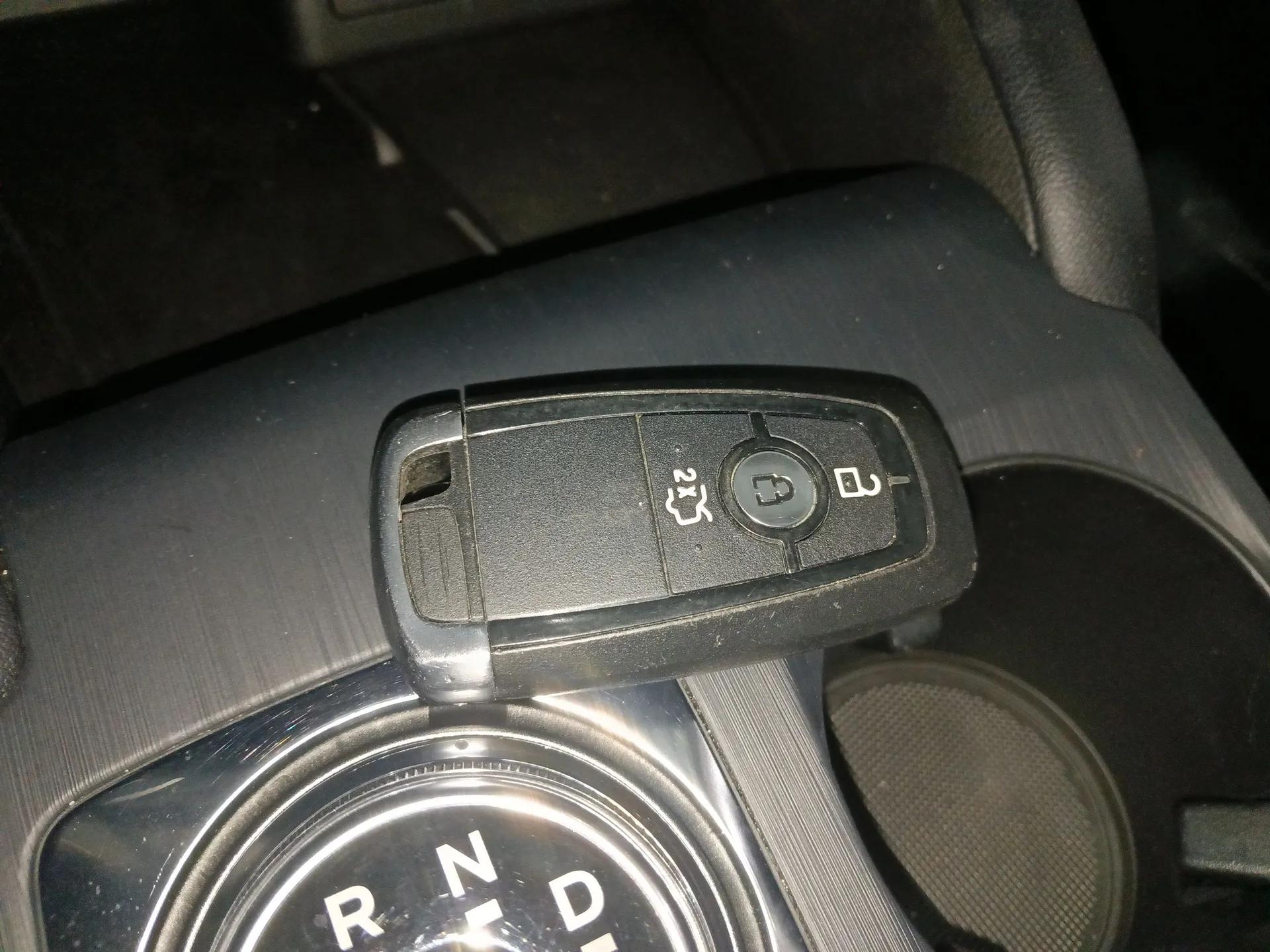 Ford Focus Active 2021 EcoBoost 180 Automatic Trendy Model — миниатюра 19
